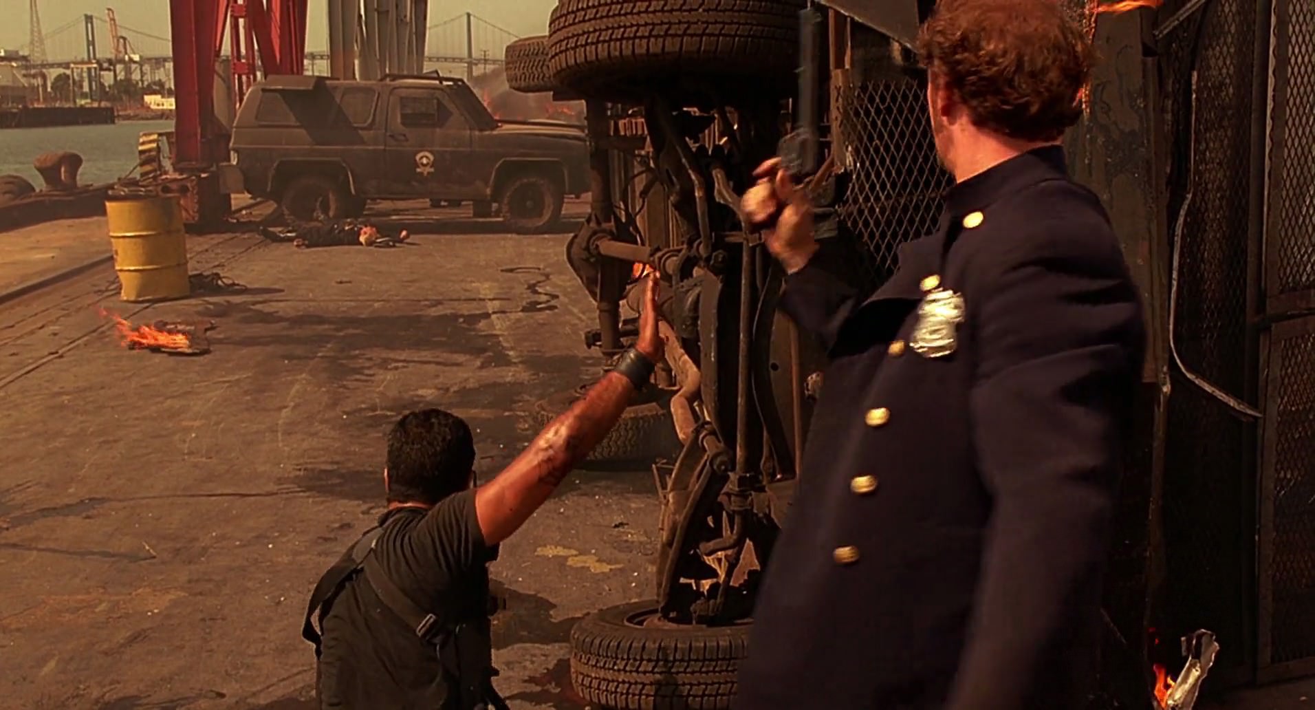 Barb Wire (1996) screencap 9966