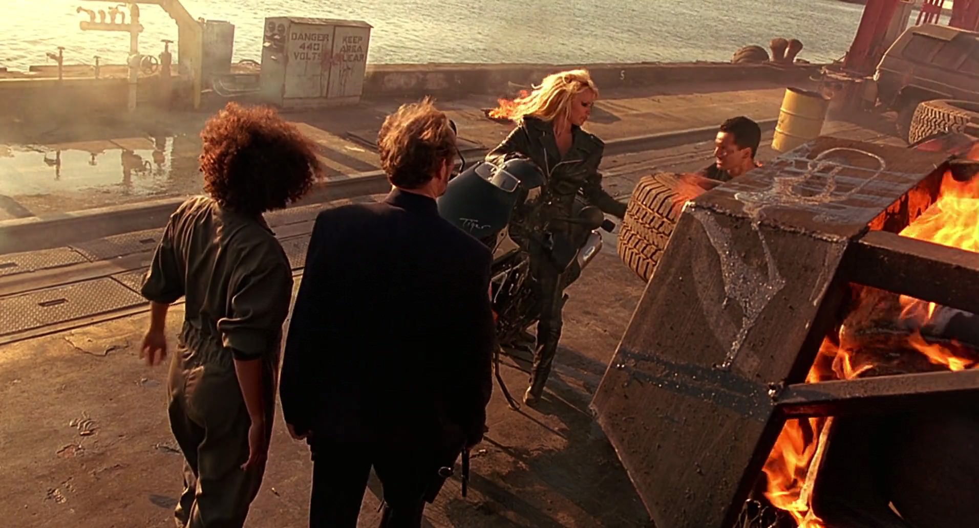 Barb Wire (1996) HD screenshot 9980