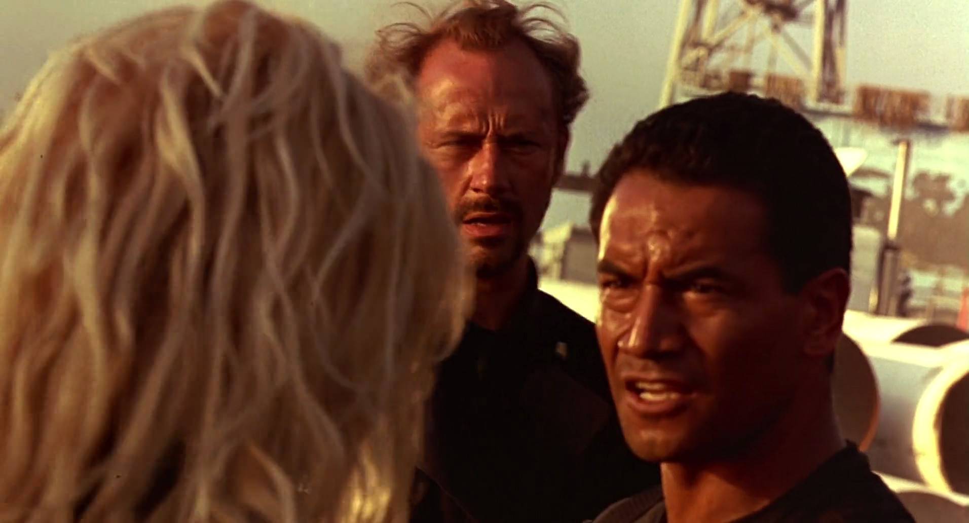 Barb Wire (1996) screencap 9987