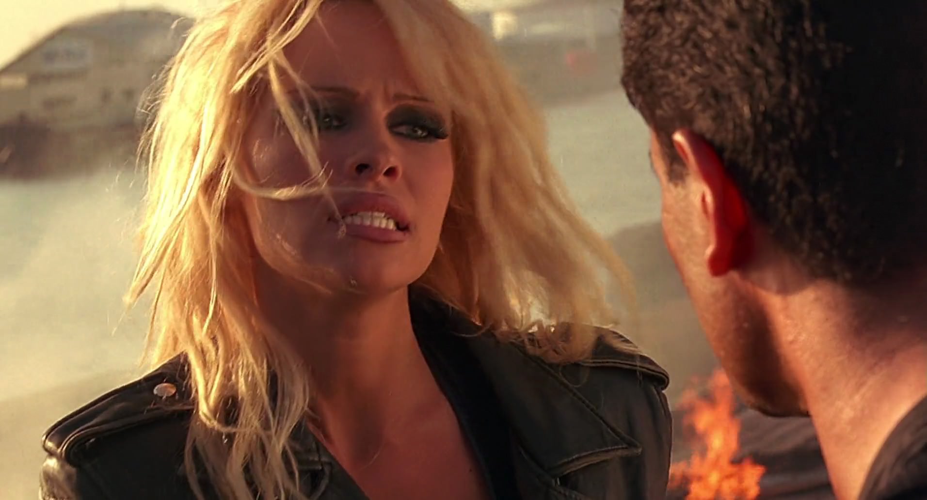 Barb Wire (1996) HD screenshot 9989