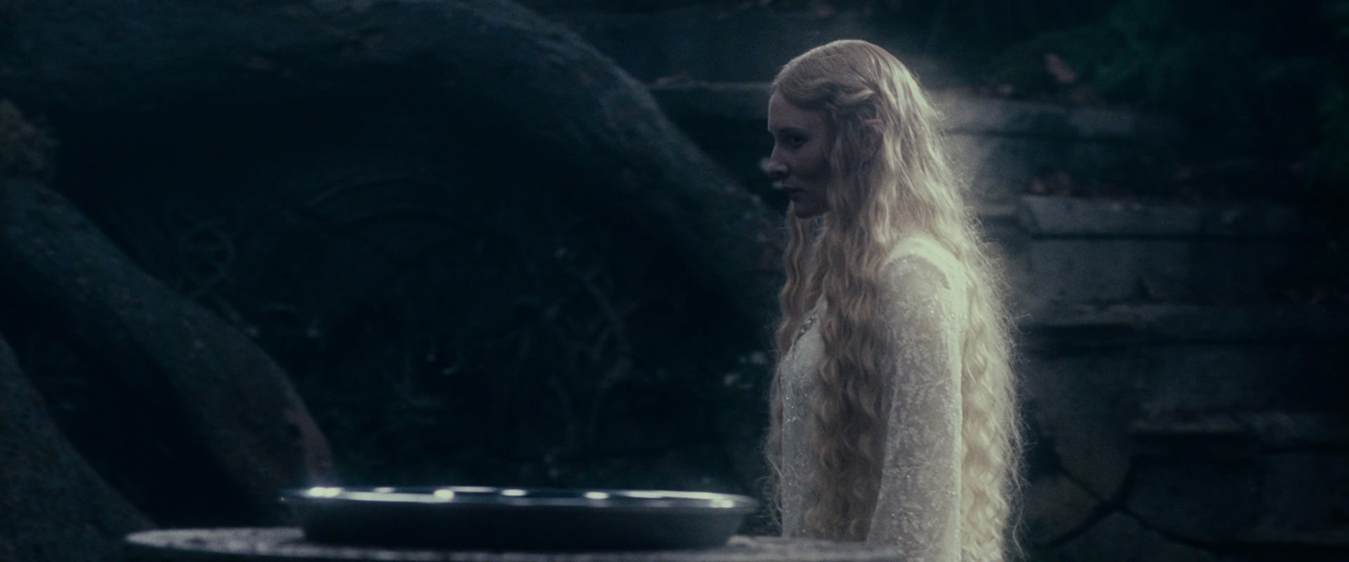 The Lord of the Rings: The Fellowship of the Ring (2001) movie still 19057