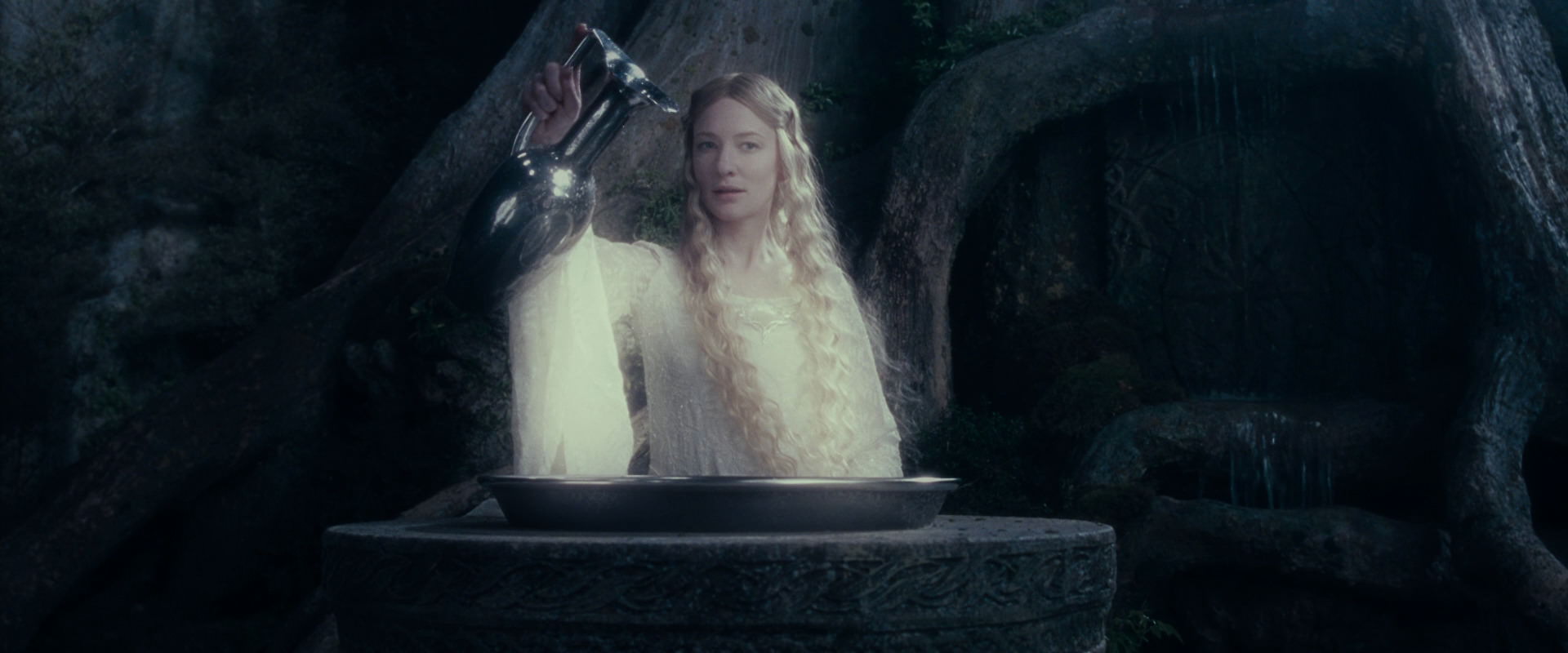 The Lord of the Rings: The Fellowship of the Ring (2001) movie still 19156