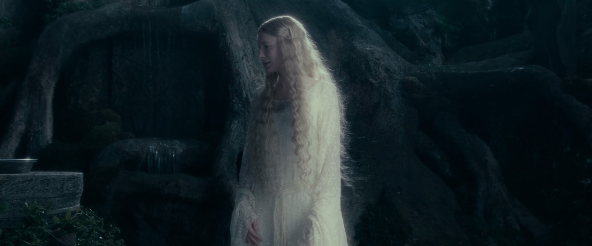 The Lord of the Rings: The Fellowship of the Ring (2001) movie still 19534