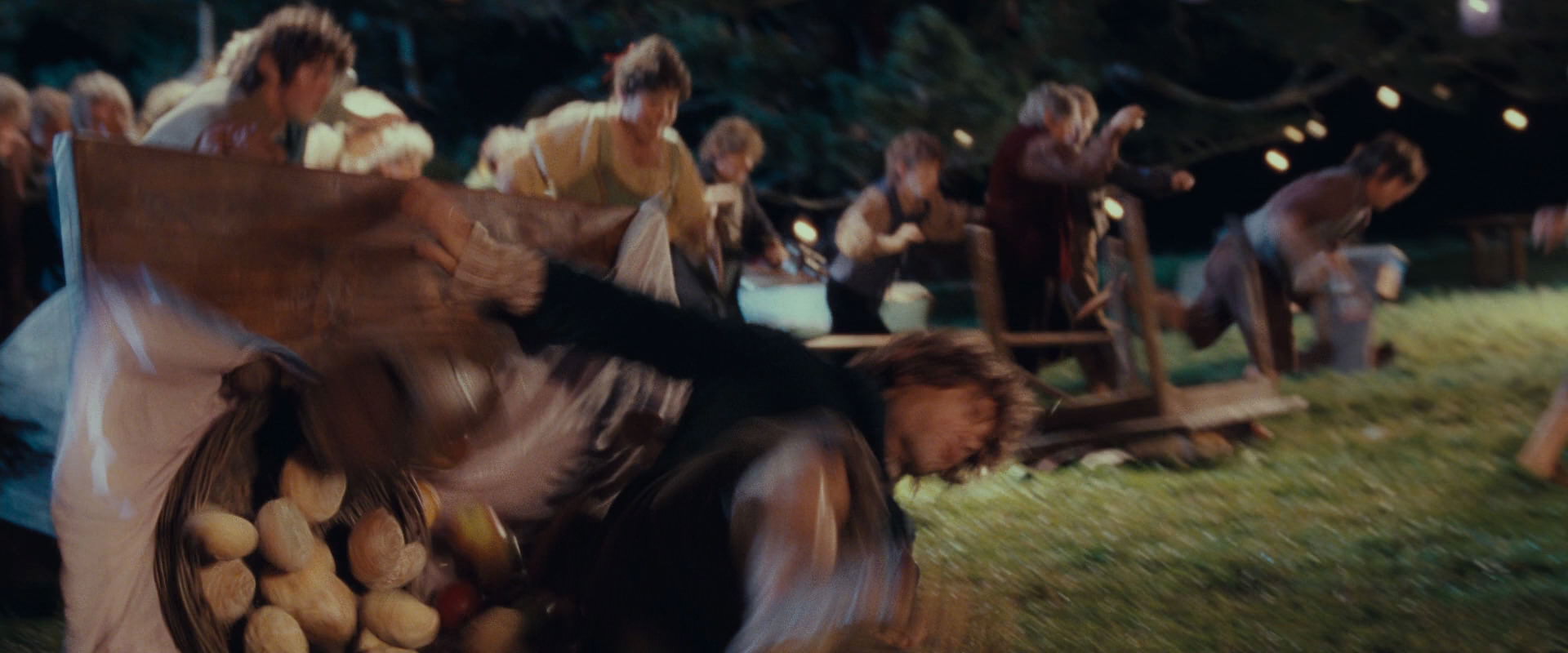 The Lord of the Rings: The Fellowship of the Ring (2001) movie still 2542