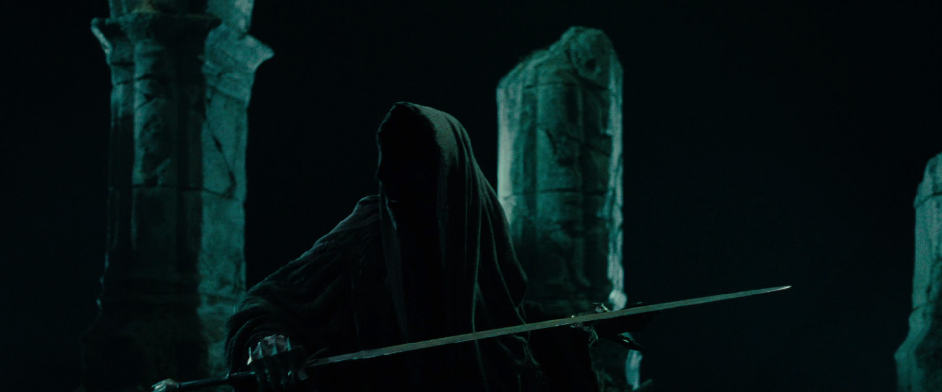 The Lord of the Rings: The Fellowship of the Ring (2001) movie still 8692