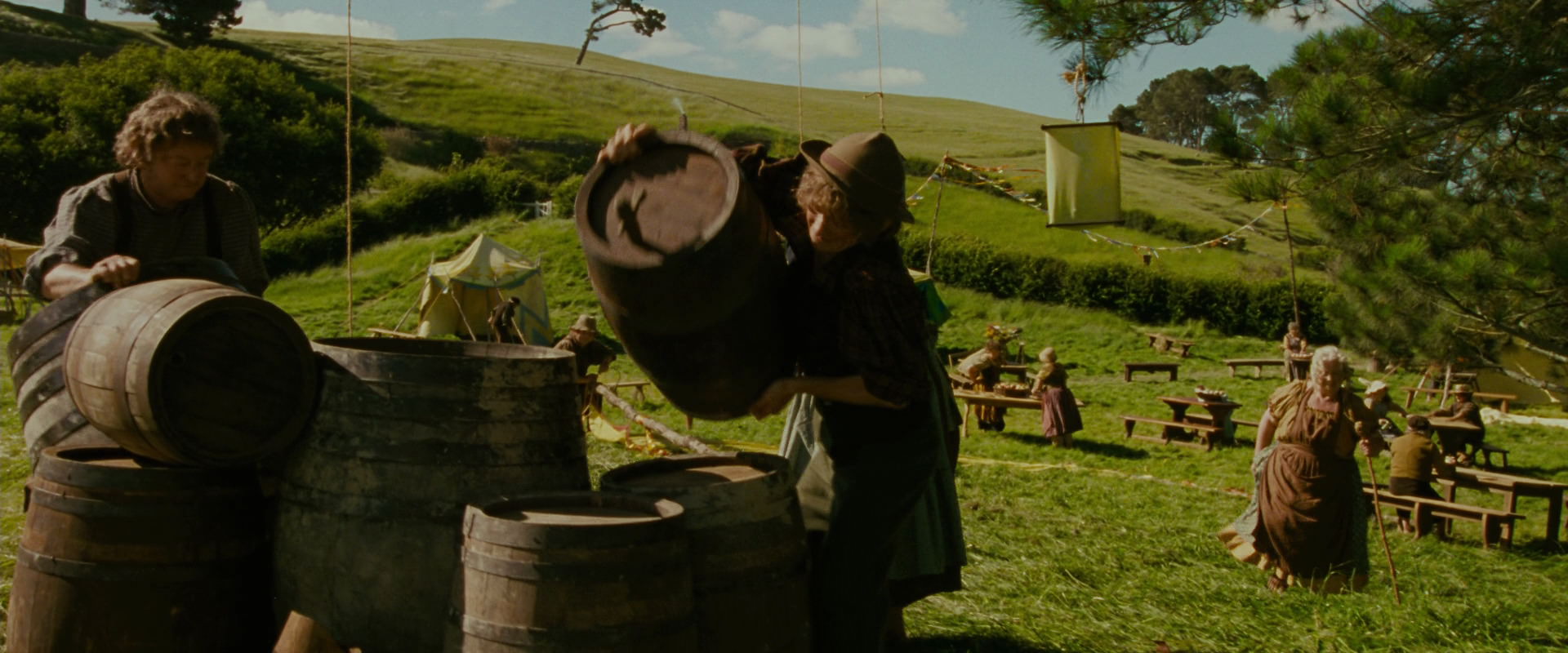 The Lord of the Rings: The Fellowship of the Ring (2001) movie still 898