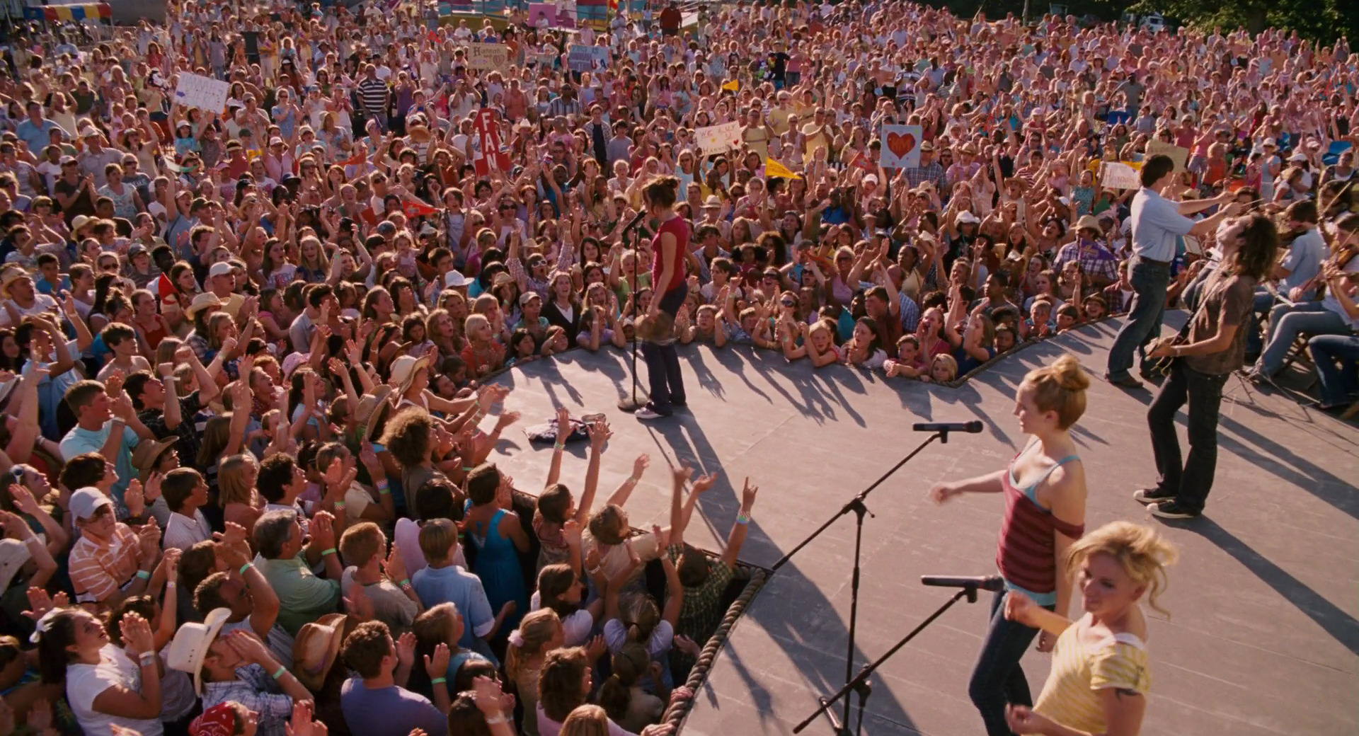 Hannah Montana: The Movie (2009) movie still 10615