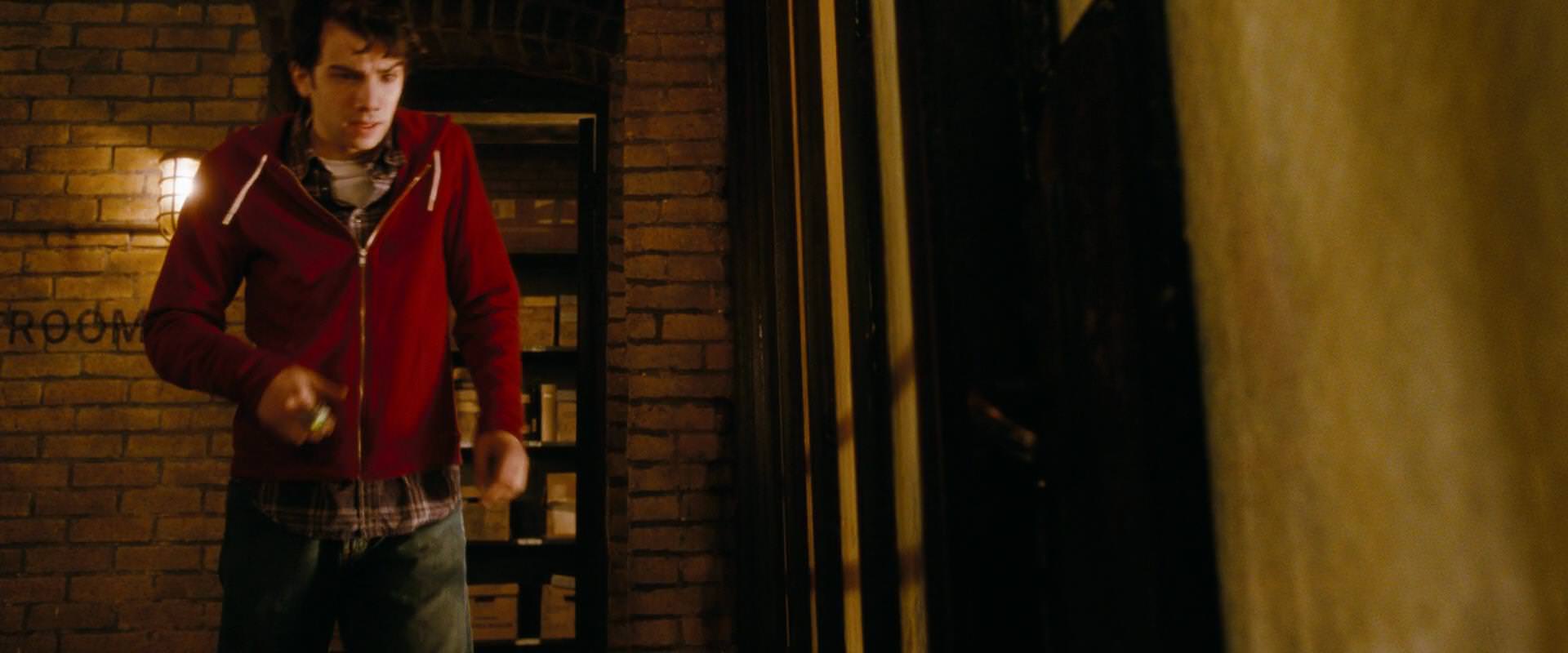 The Sorcerer’s Apprentice (2010) screencap 7080