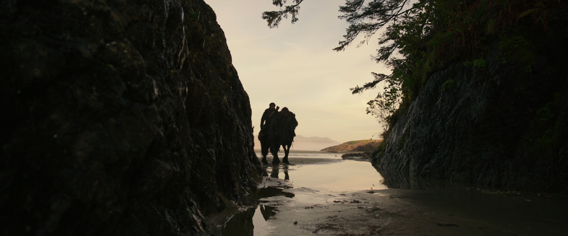 War for the Planet of the Apes (2017) movie still 3940