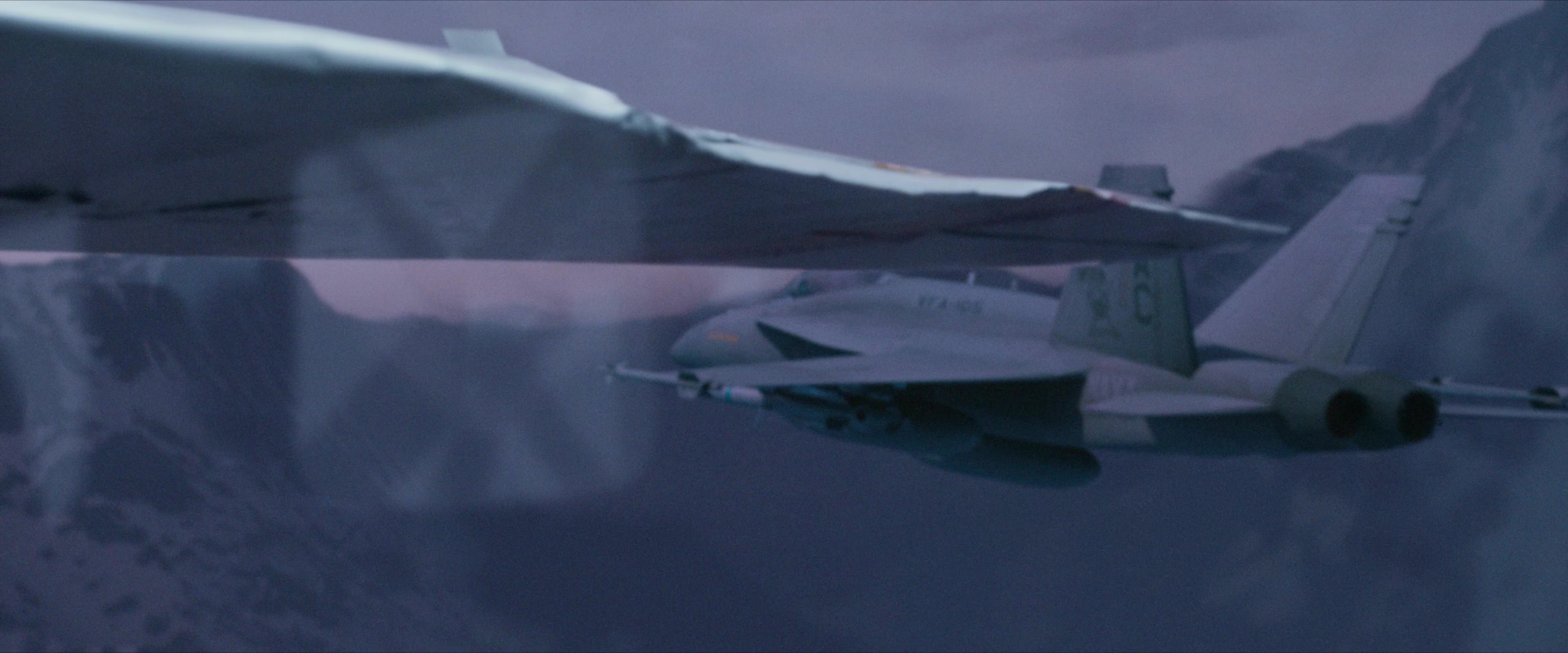 Flight Risk (2025) [4K] HD screenshot 10052