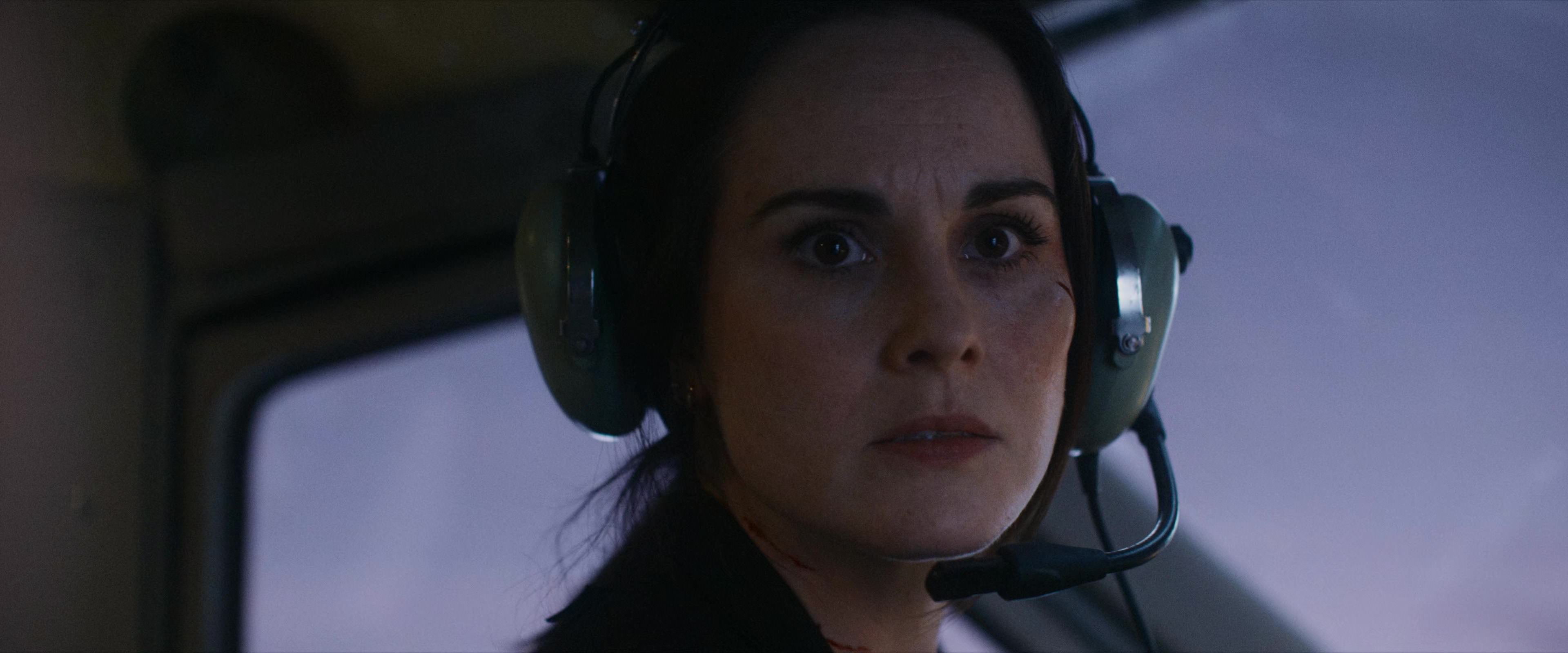 Flight Risk (2025) [4K] screencap 10062