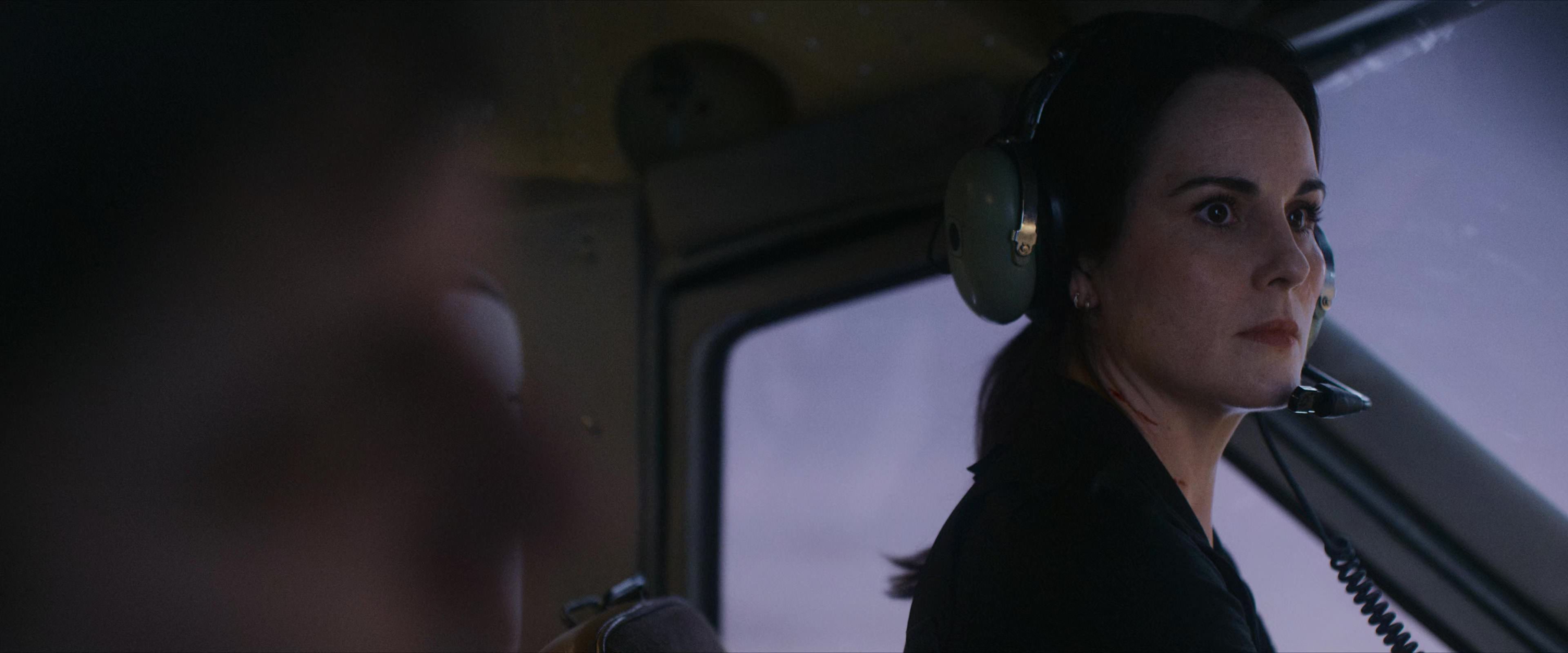 Flight Risk (2025) [4K] screencap 10125