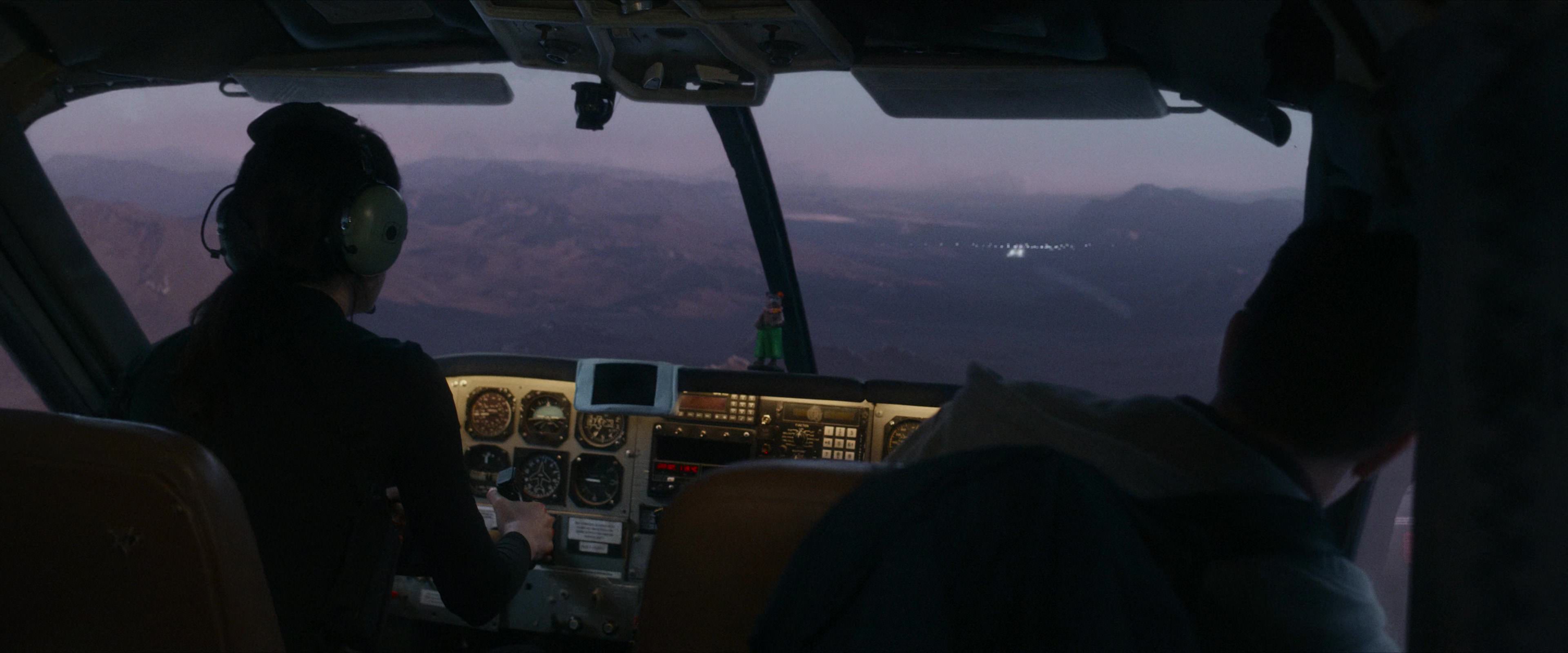 Flight Risk (2025) [4K] HD screenshot 10205