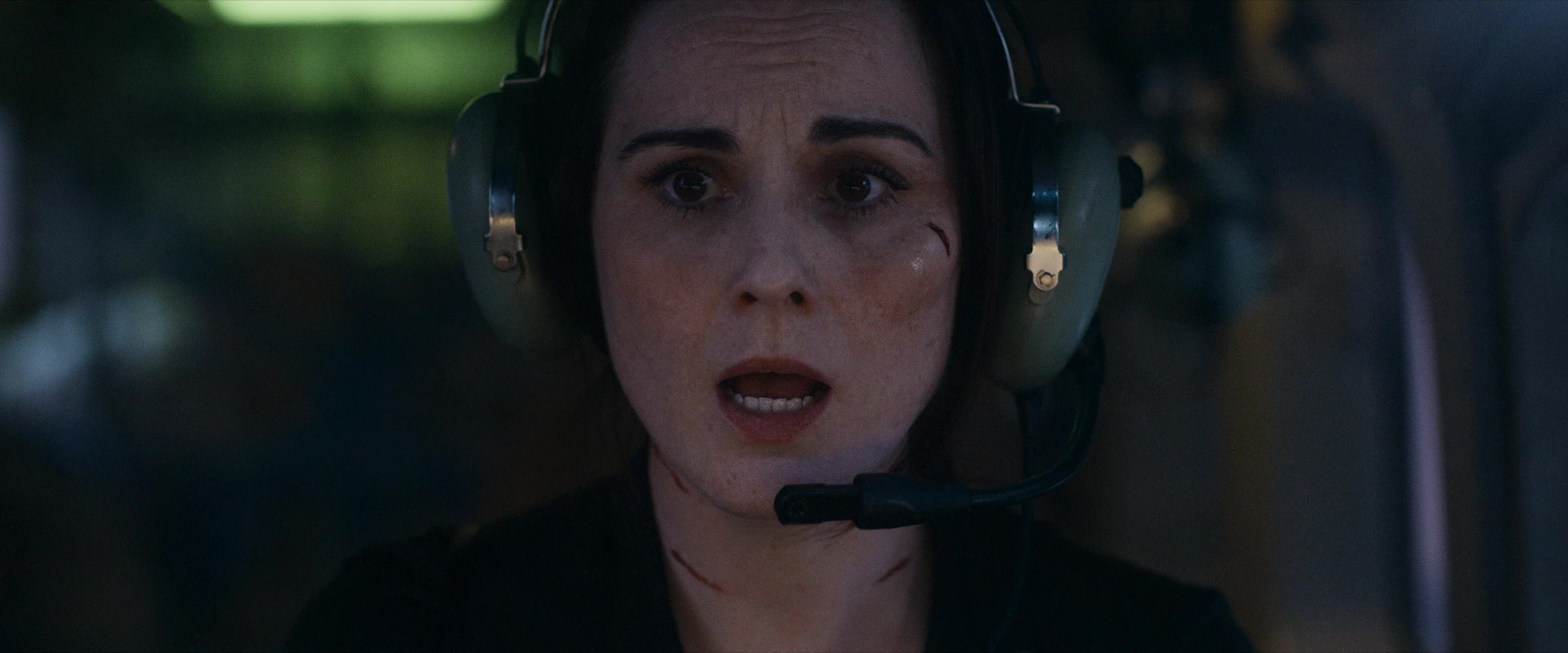 Flight Risk (2025) [4K] screencap 10230