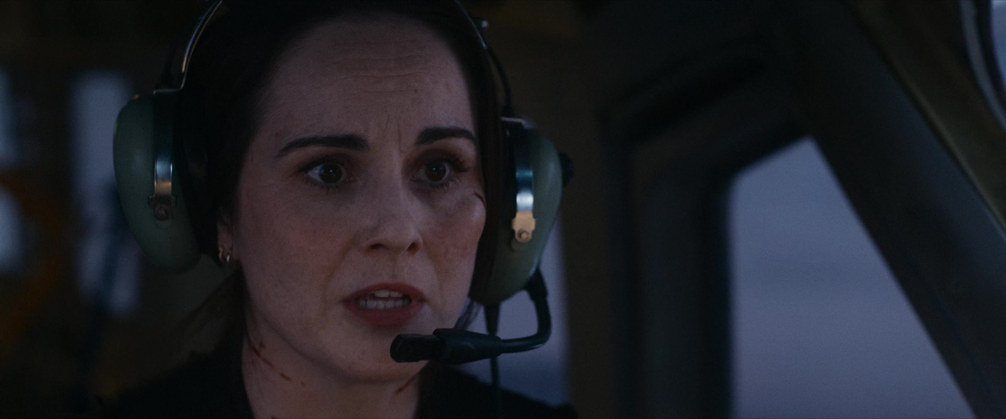 Flight Risk (2025) [4K] screencap 10272