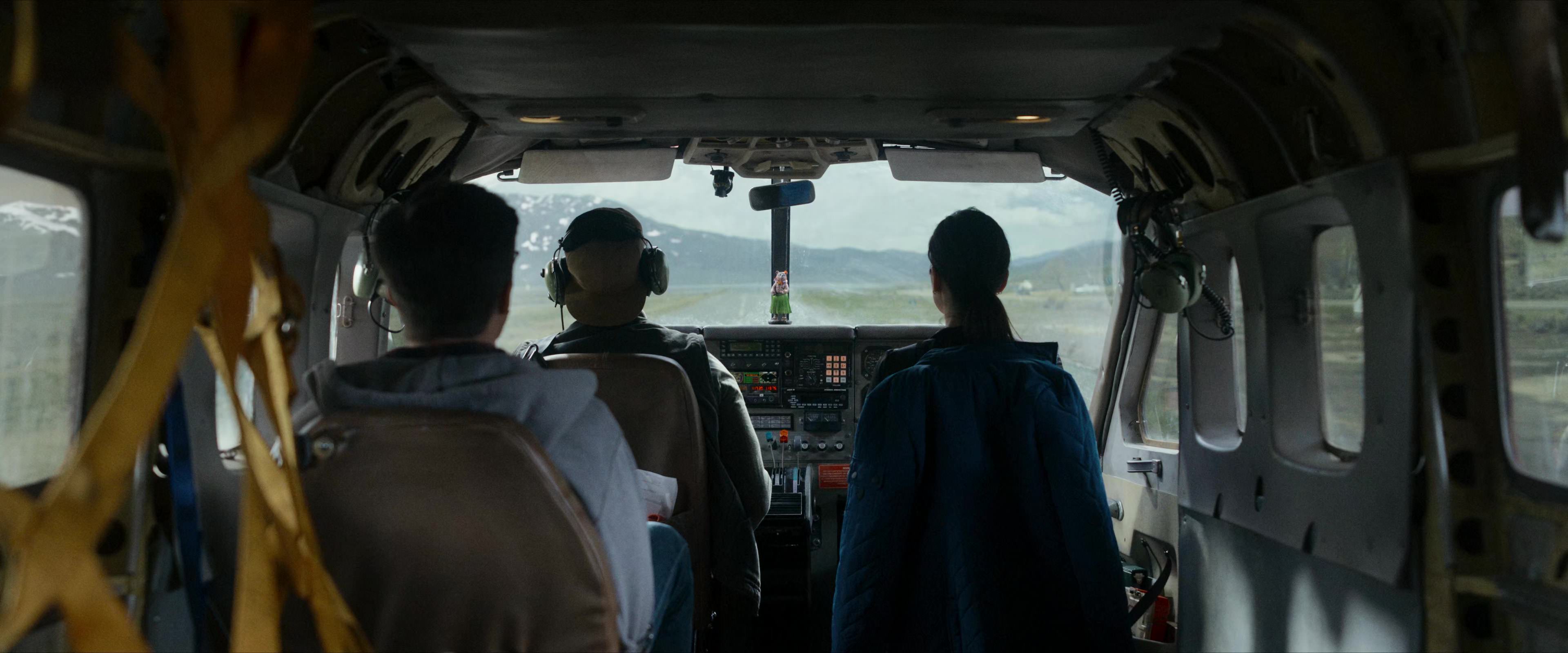 Flight Risk (2025) [4K] screencap 1035