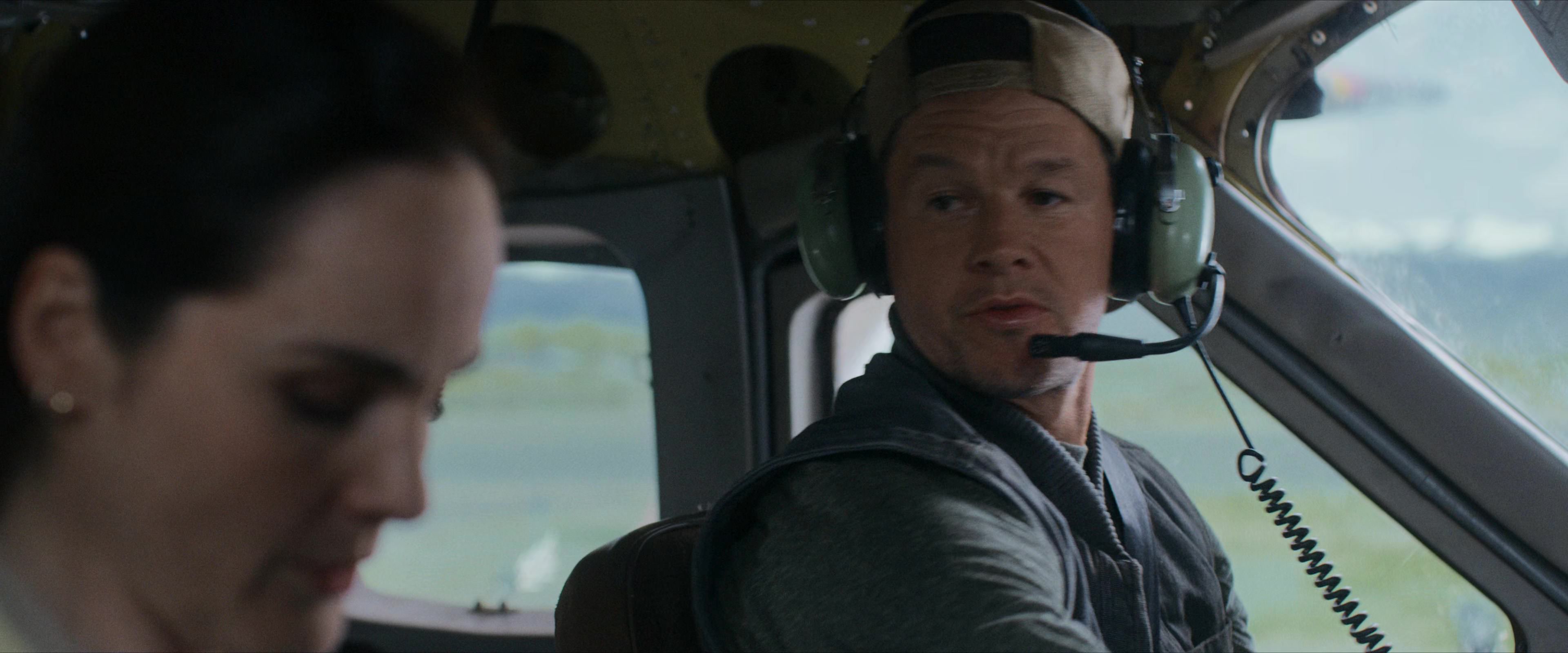 Flight Risk (2025) [4K] screencap 1038