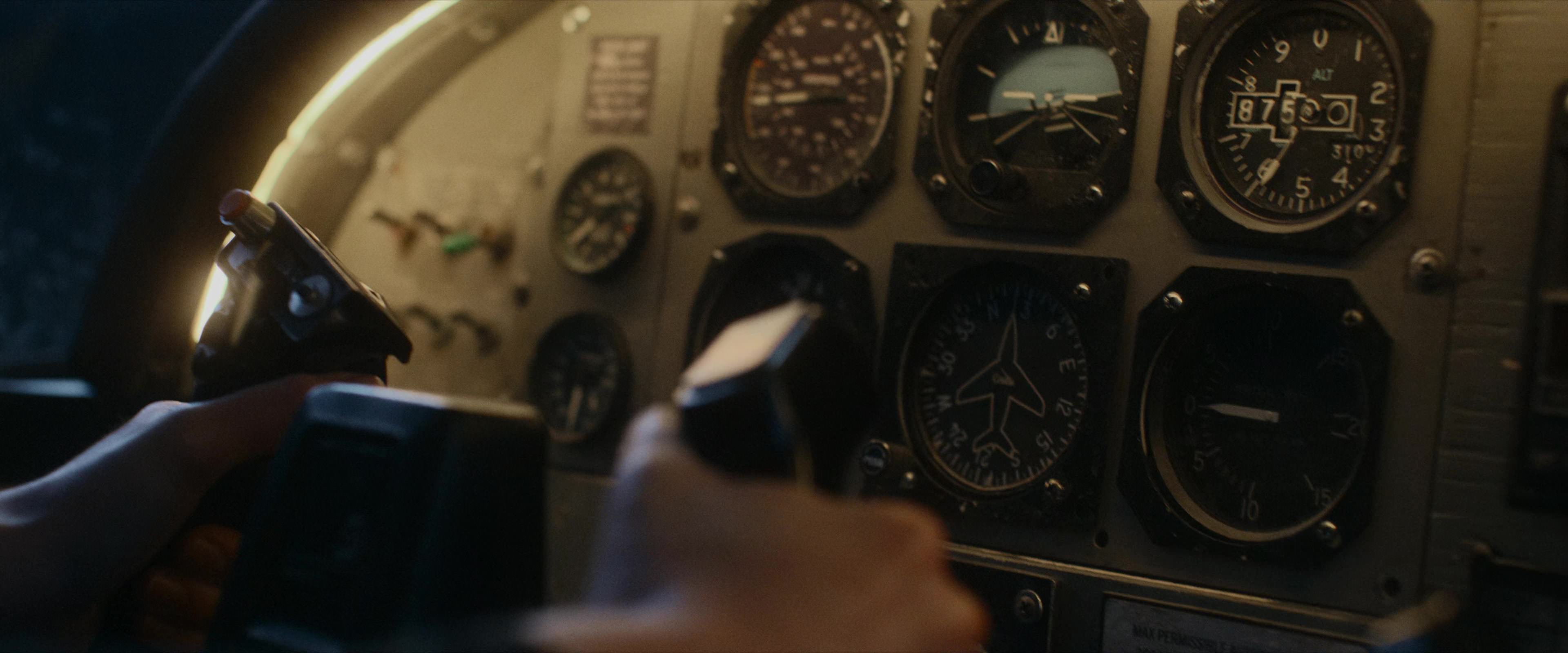 Flight Risk (2025) [4K] HD screenshot 10409