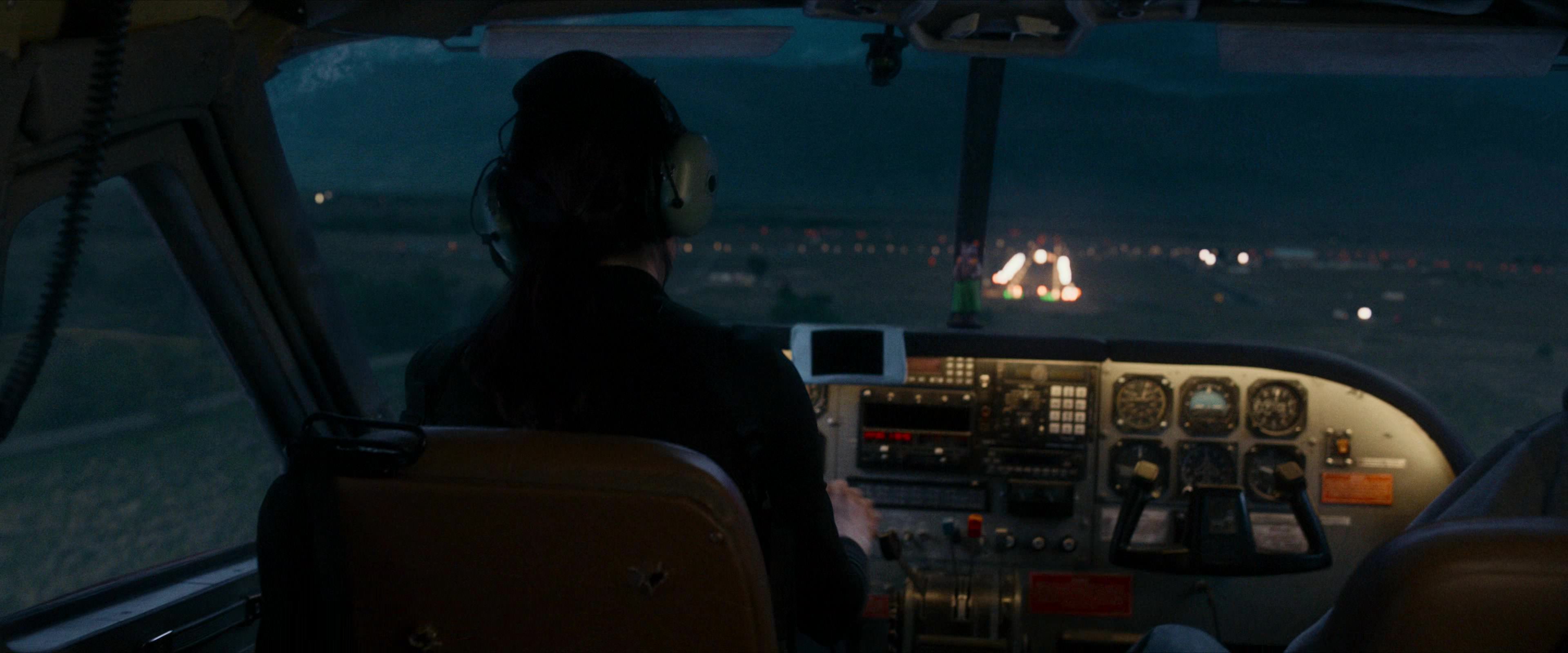 Flight Risk (2025) [4K] HD screenshot 10421