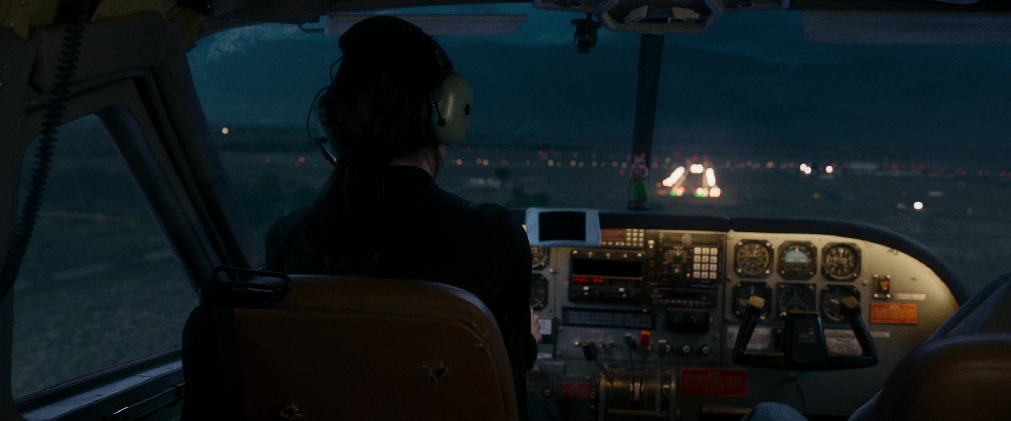 Flight Risk (2025) [4K] movie still 10423