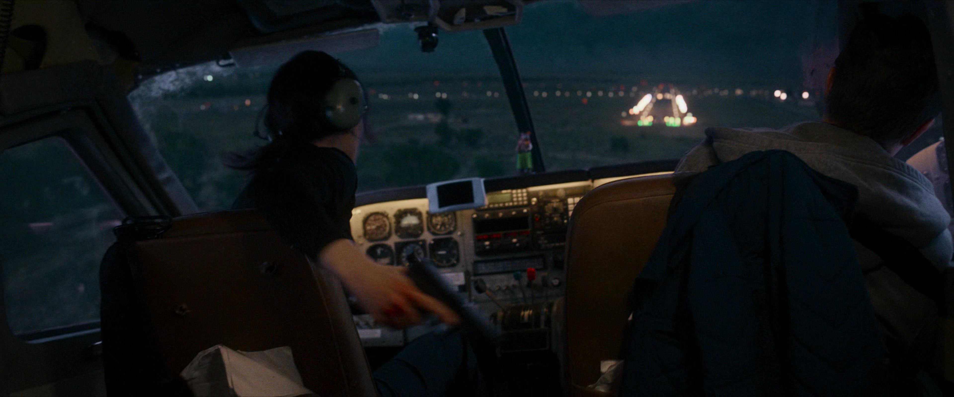 Flight Risk (2025) [4K] HD screenshot 10493