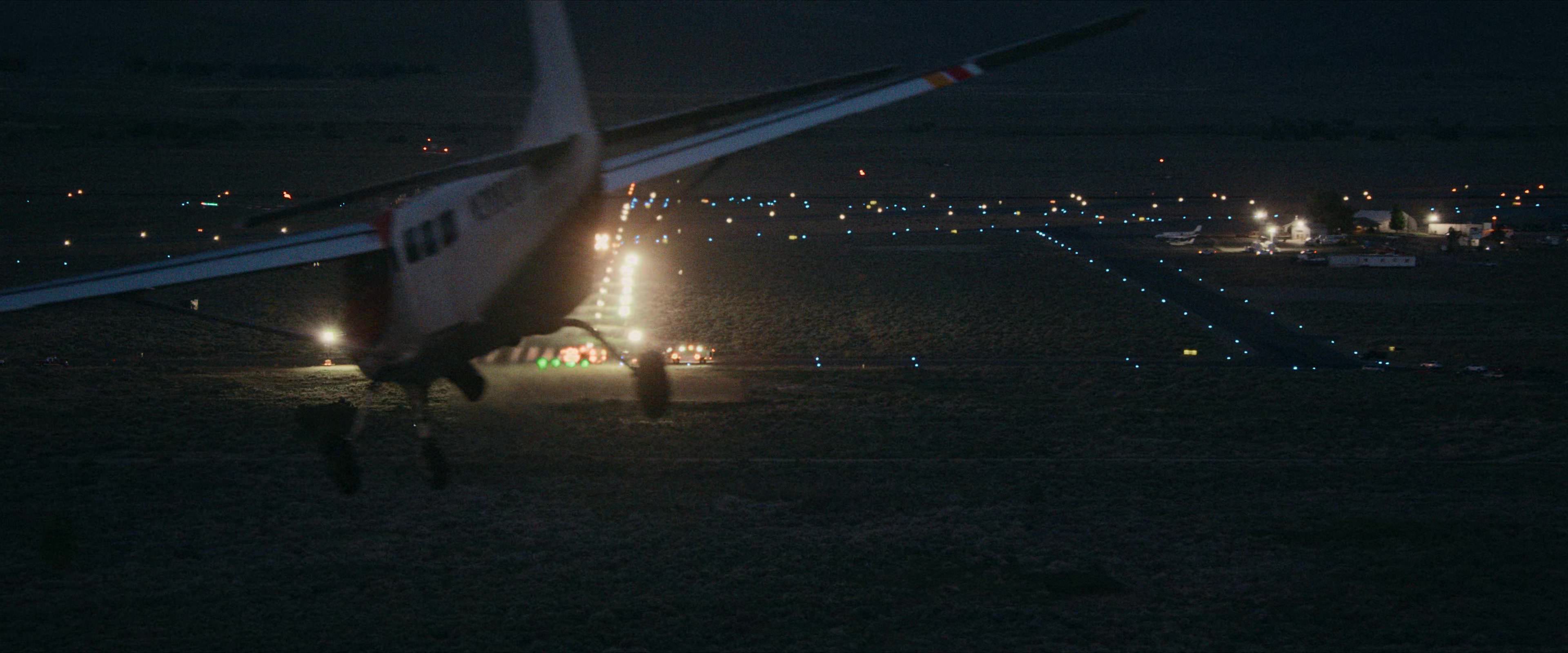 Flight Risk (2025) [4K] HD screenshot 10514