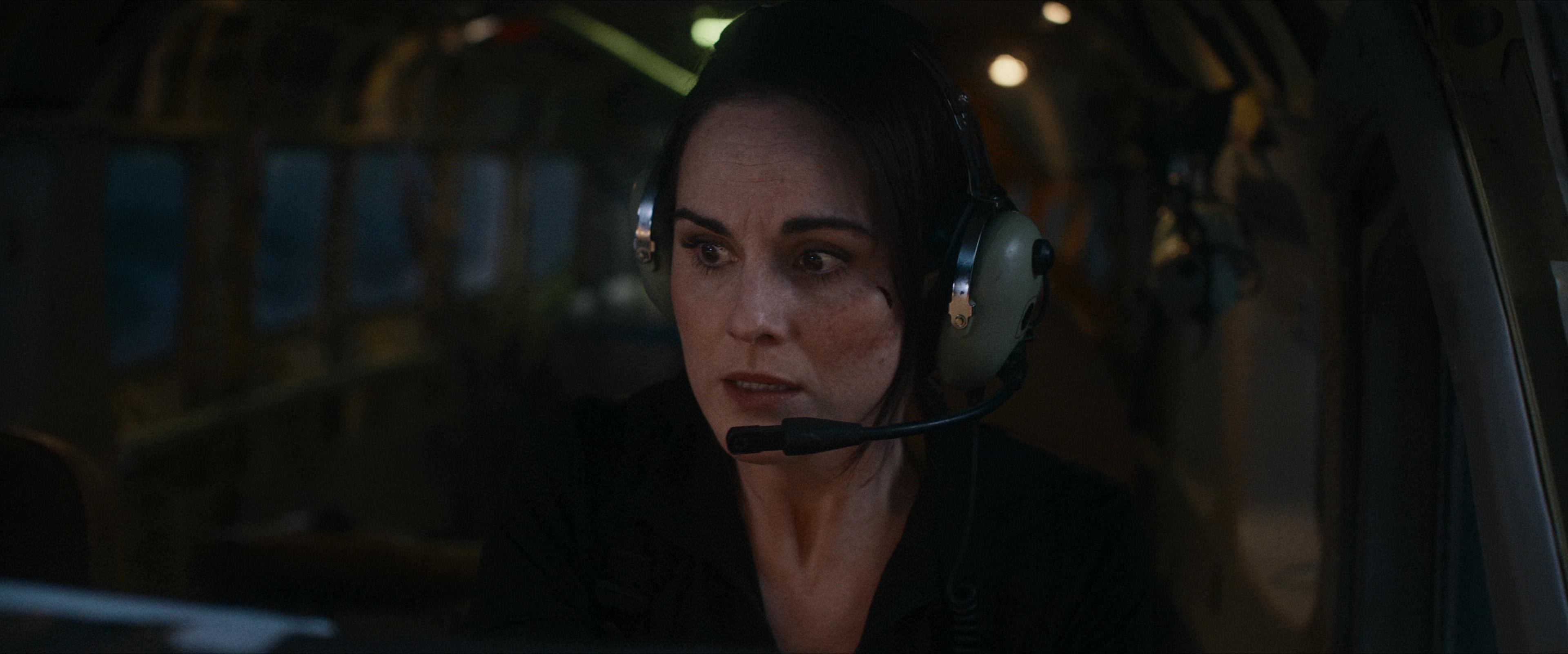 Flight Risk (2025) [4K] screencap 10536