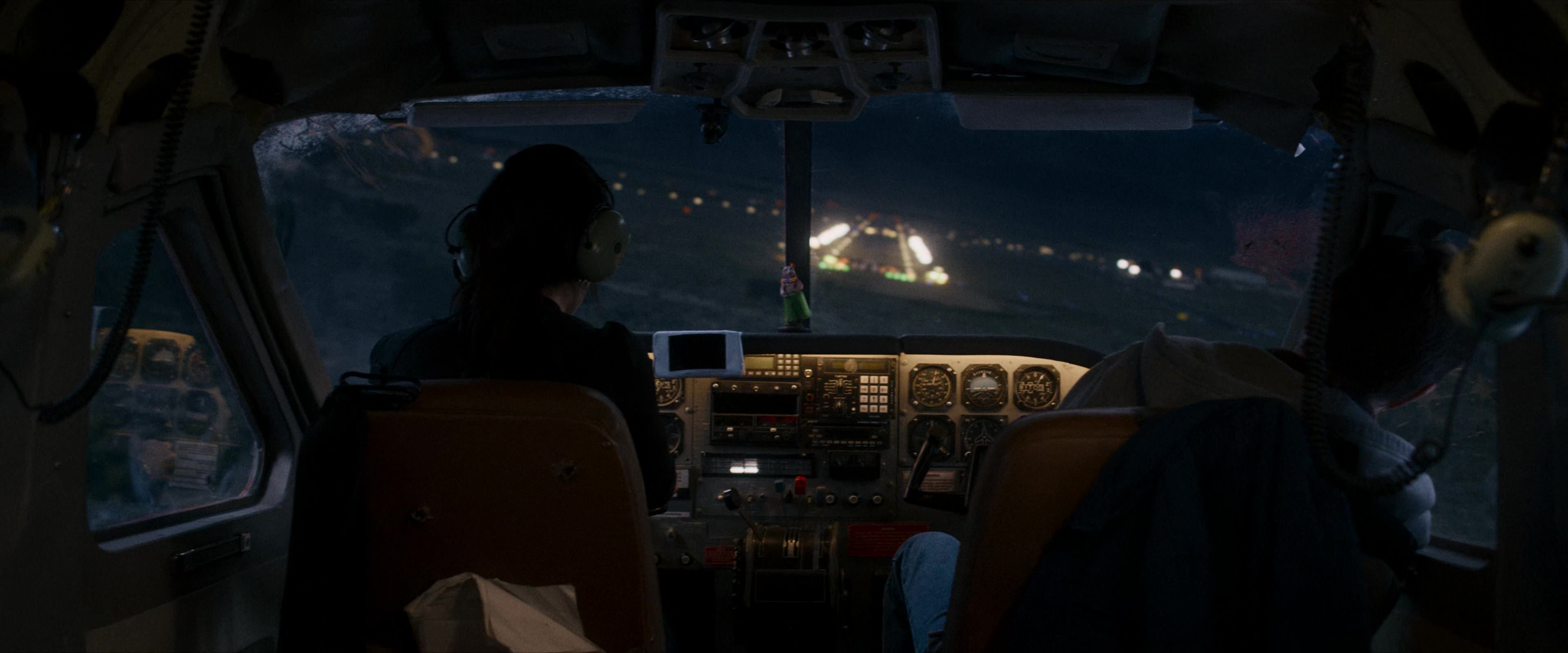 Flight Risk (2025) [4K] HD screenshot 10622