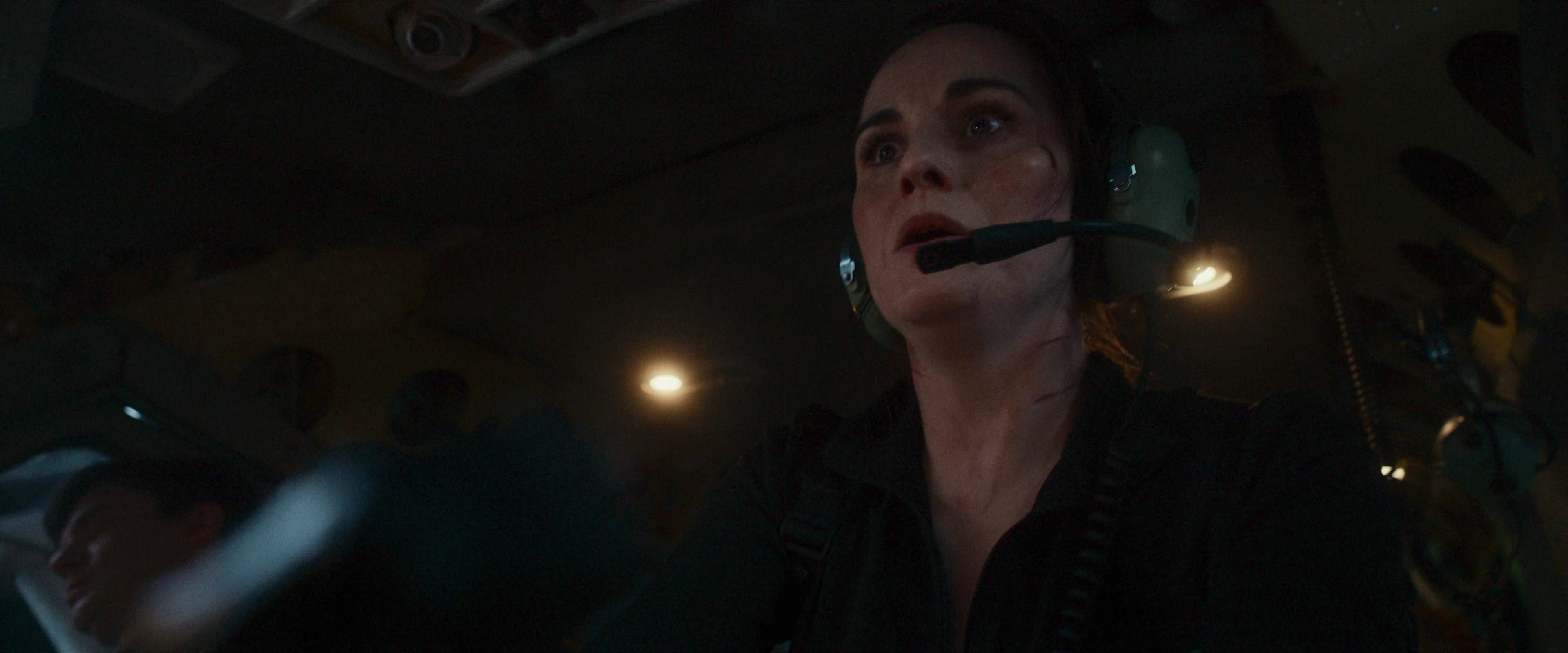 Flight Risk (2025) [4K] screencap 10638