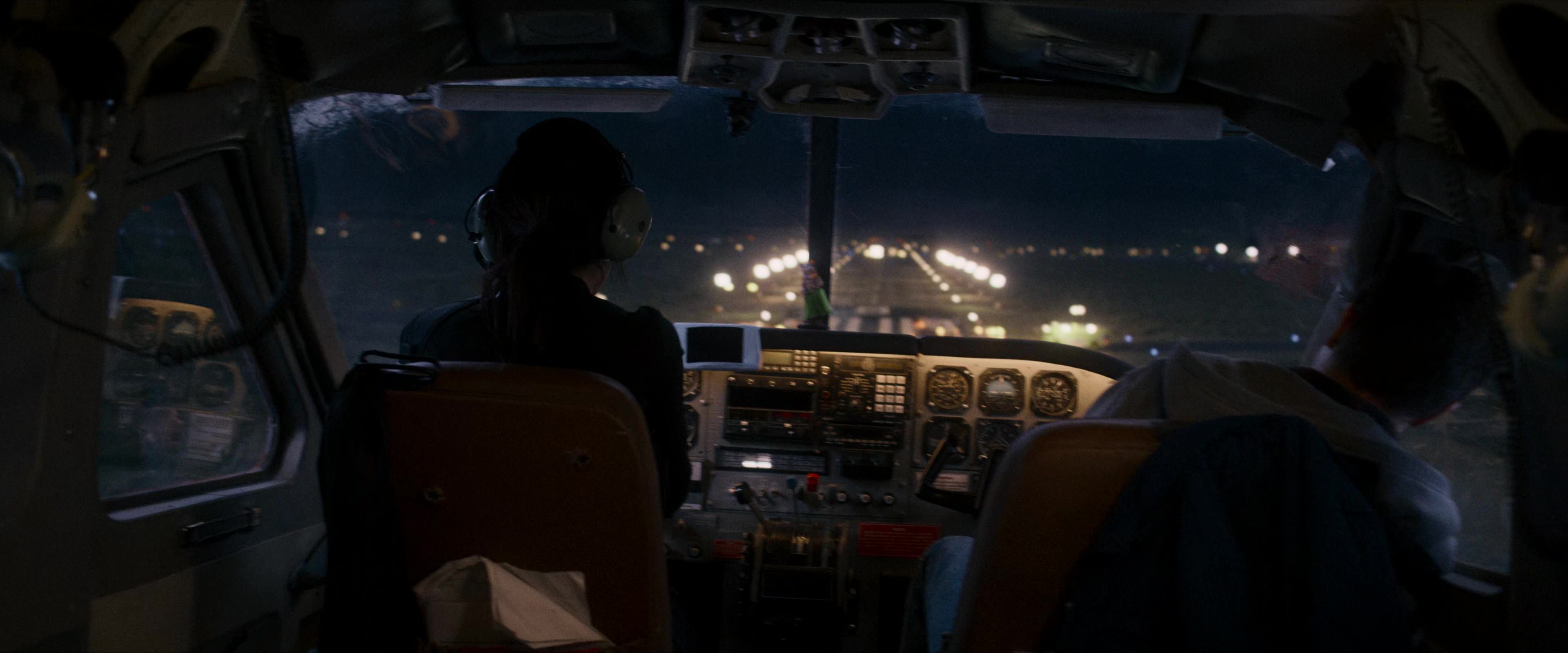 Flight Risk (2025) [4K] HD screenshot 10652