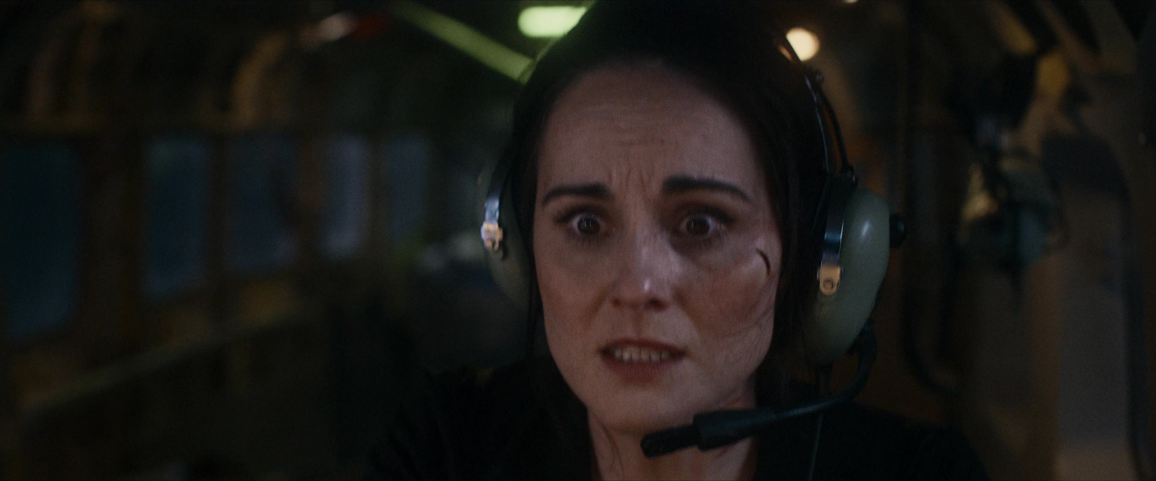 Flight Risk (2025) [4K] screencap 10656