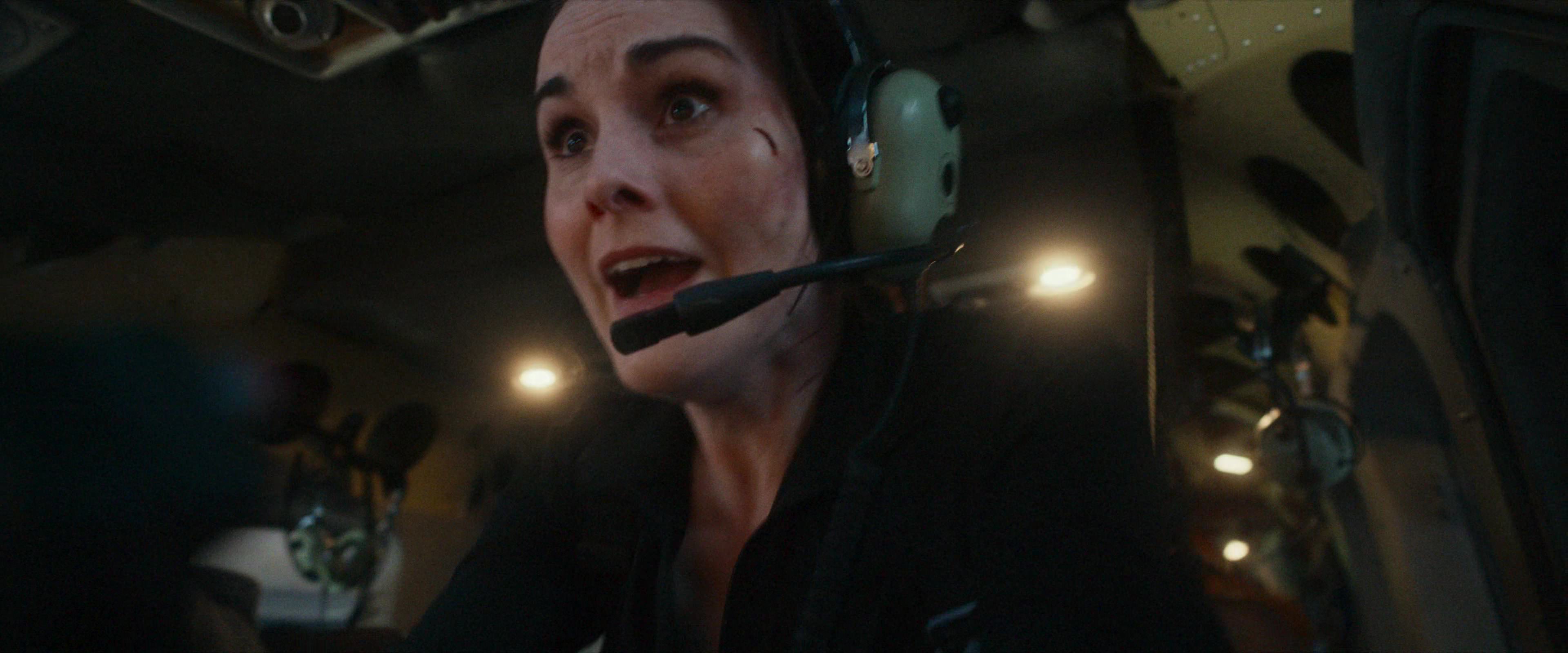 Flight Risk (2025) [4K] screencap 10683