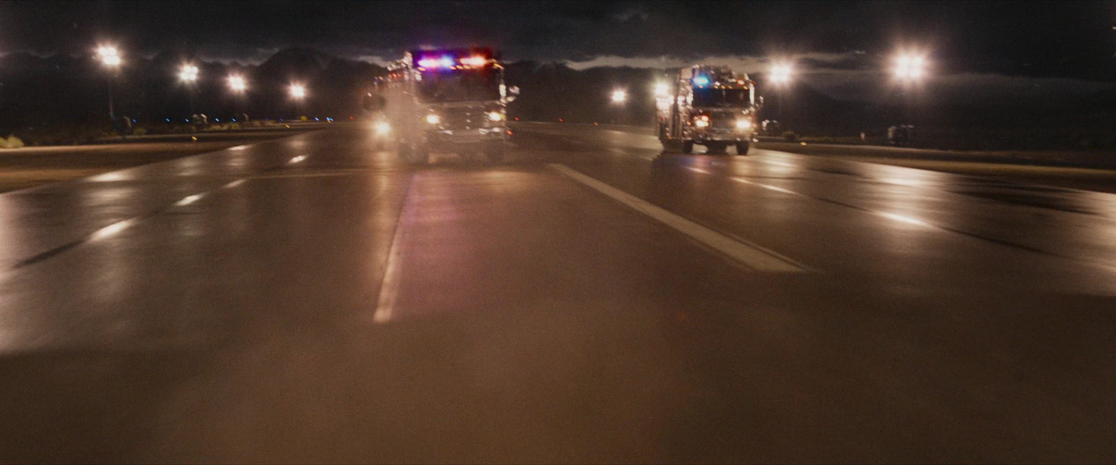 Flight Risk (2025) [4K] screencap 10719