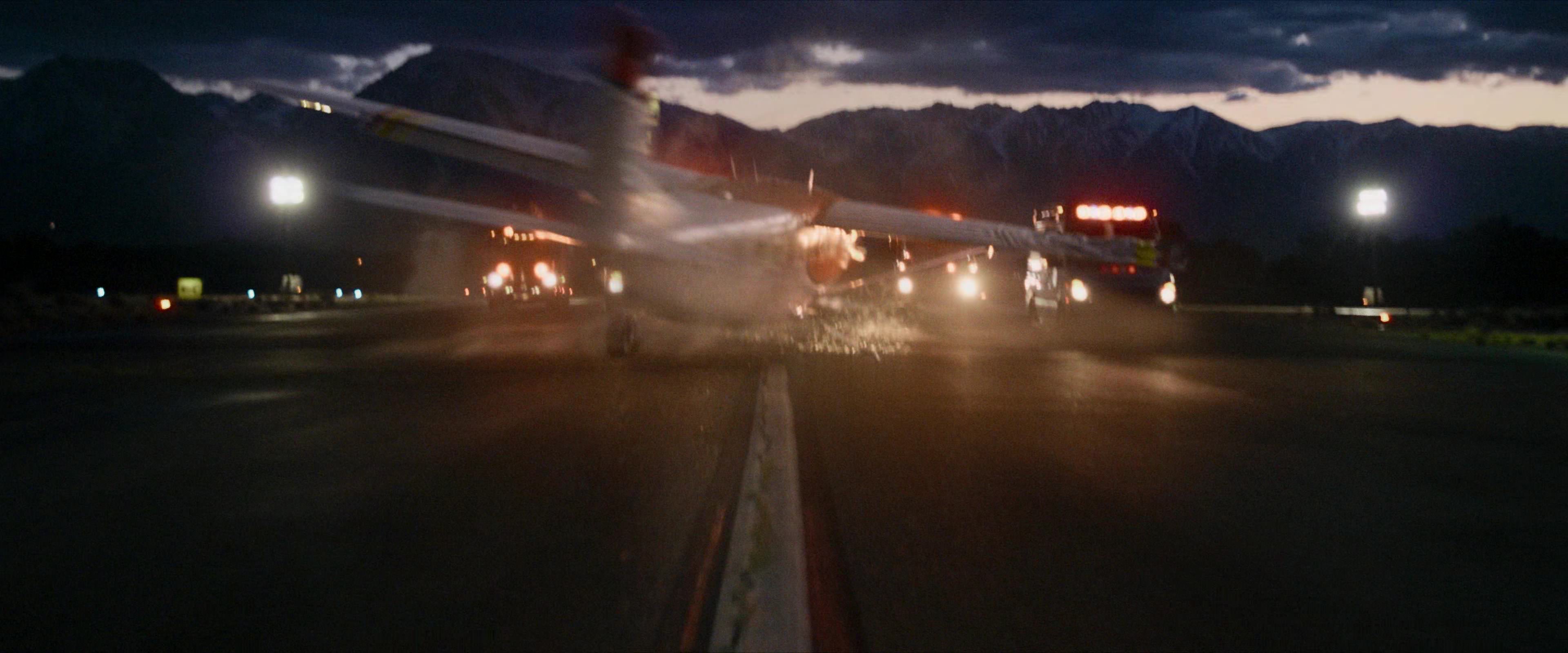Flight Risk (2025) [4K] HD screenshot 10754