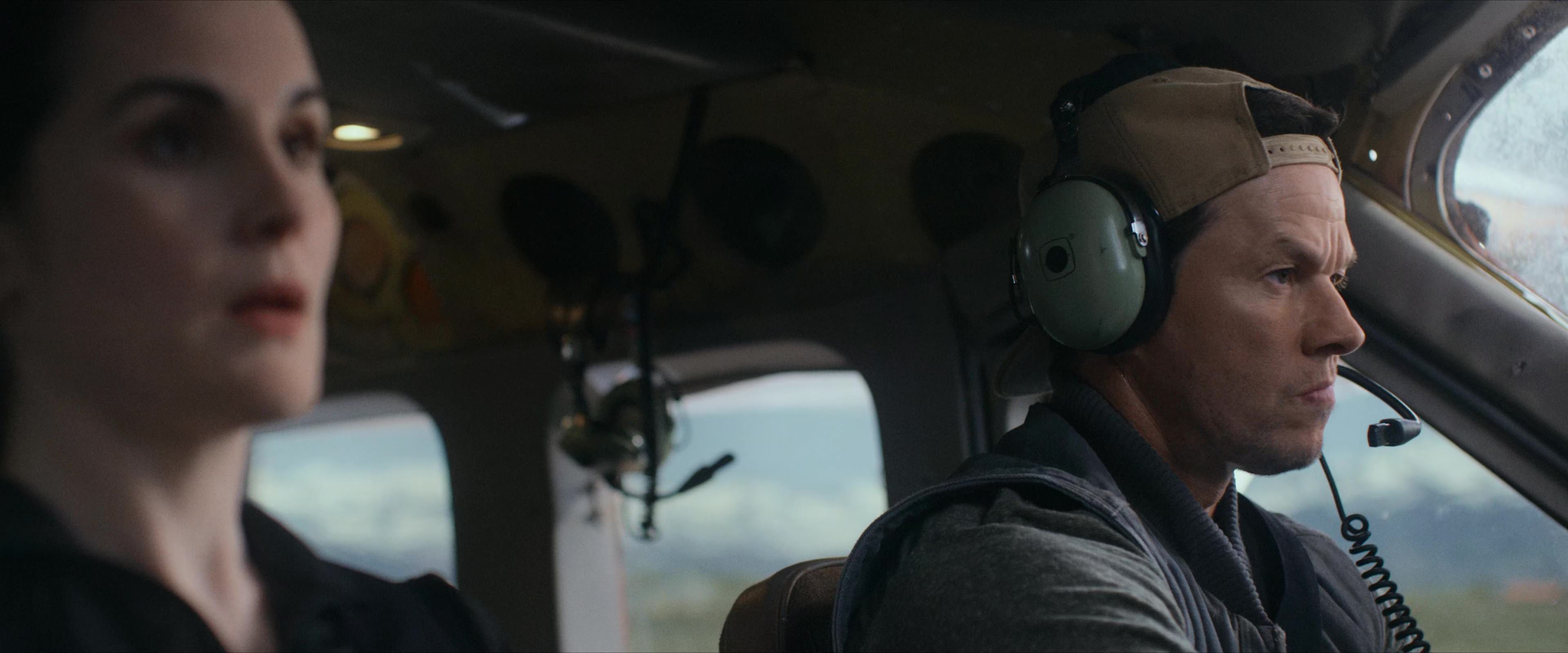 Flight Risk (2025) [4K] HD screenshot 1076