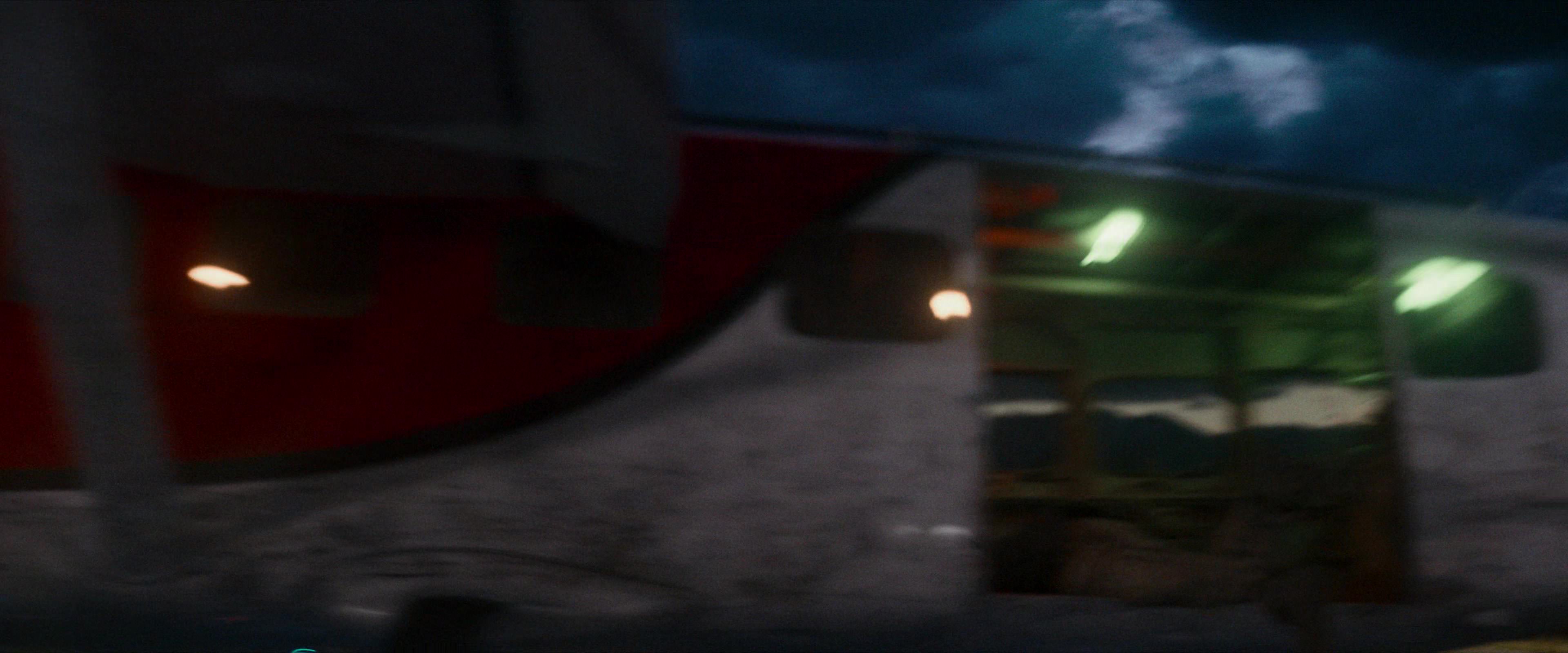 Flight Risk (2025) [4K] screencap 10764