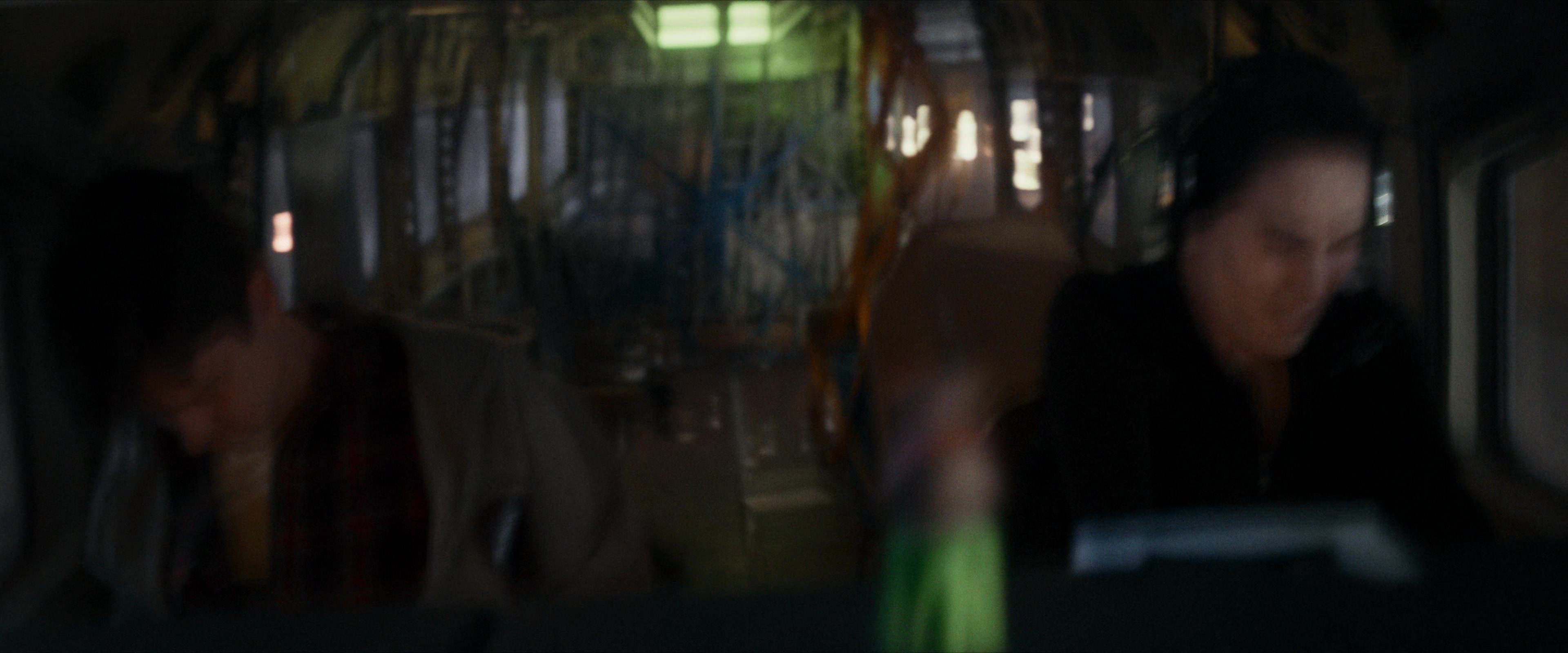 Flight Risk (2025) [4K] screencap 10791