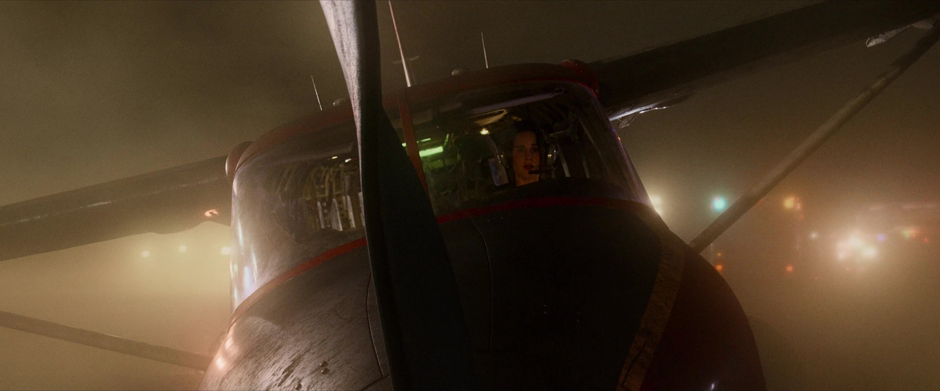 Flight Risk (2025) [4K] screencap 10821