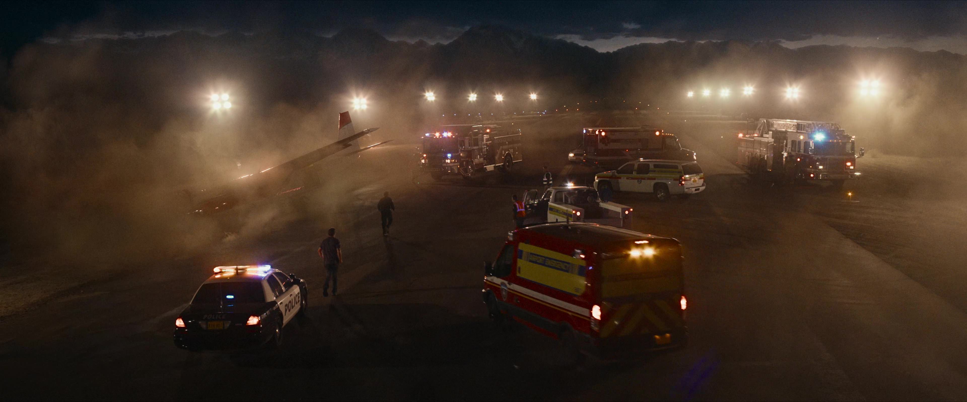 Flight Risk (2025) [4K] screencap 10824