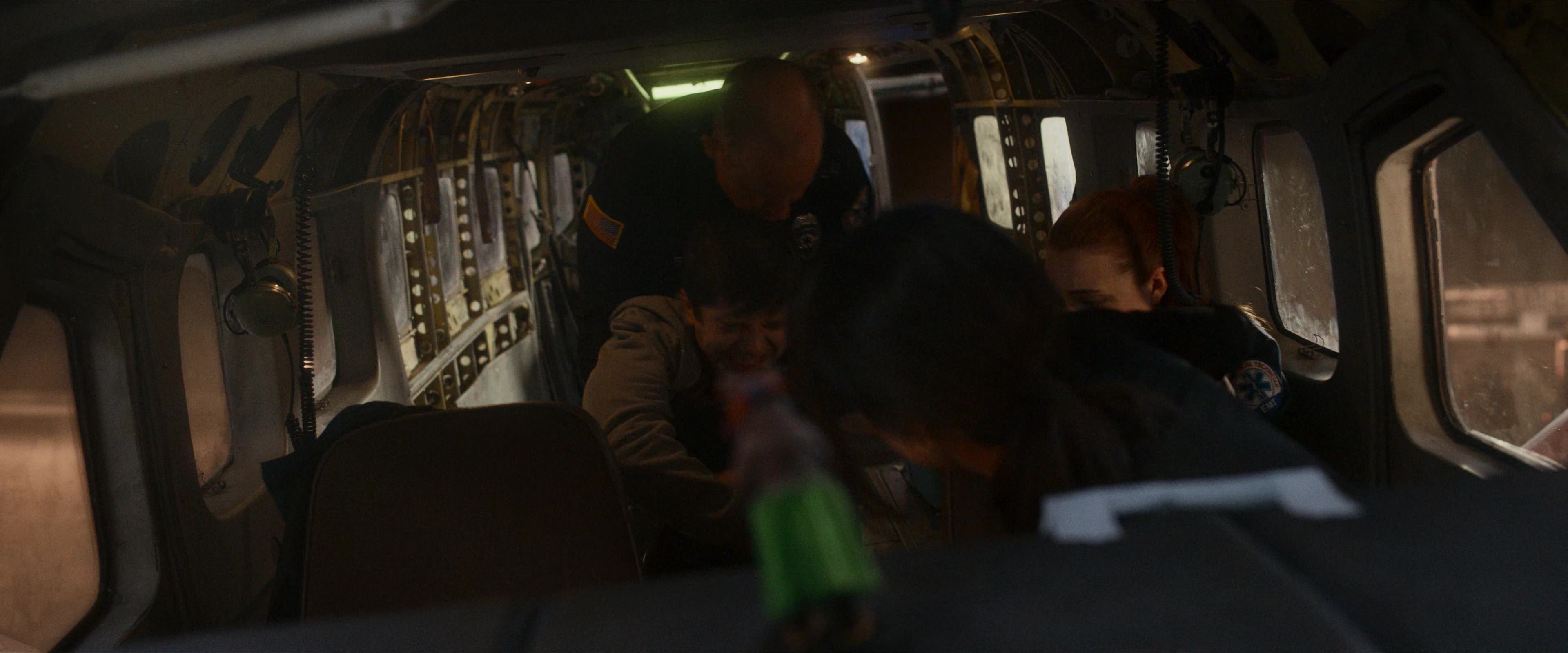 Flight Risk (2025) [4K] screencap 10965