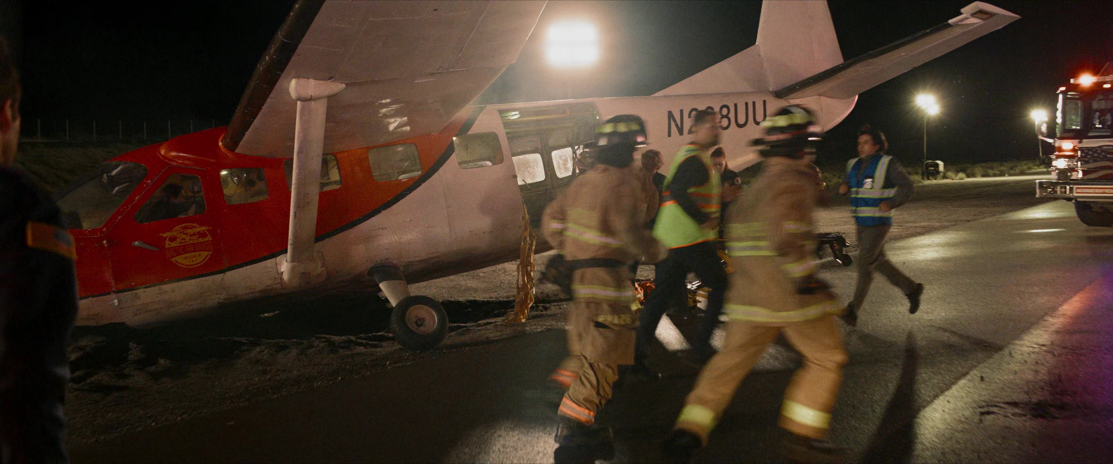 Flight Risk (2025) [4K] screencap 11037