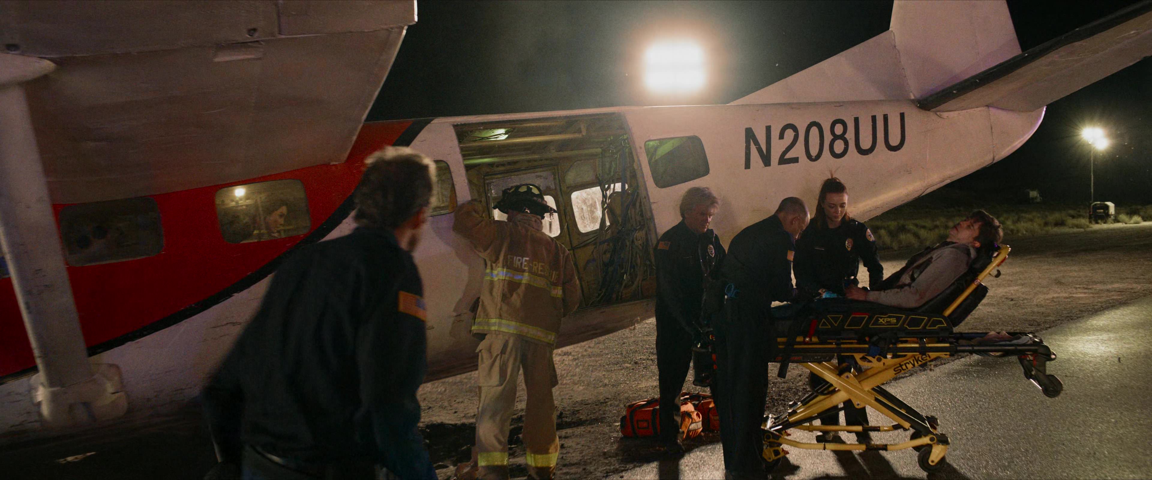 Flight Risk (2025) [4K] HD screenshot 11042