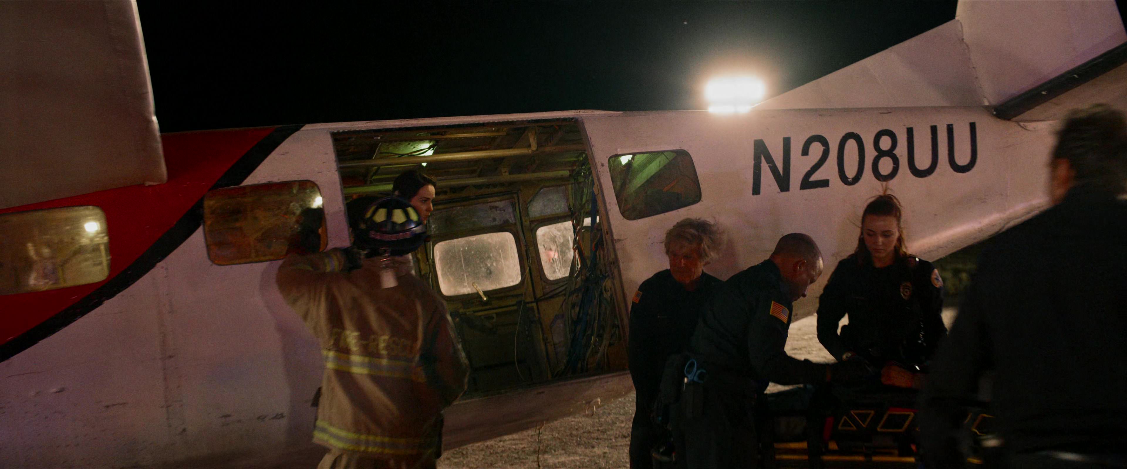 Flight Risk (2025) [4K] HD screenshot 11045