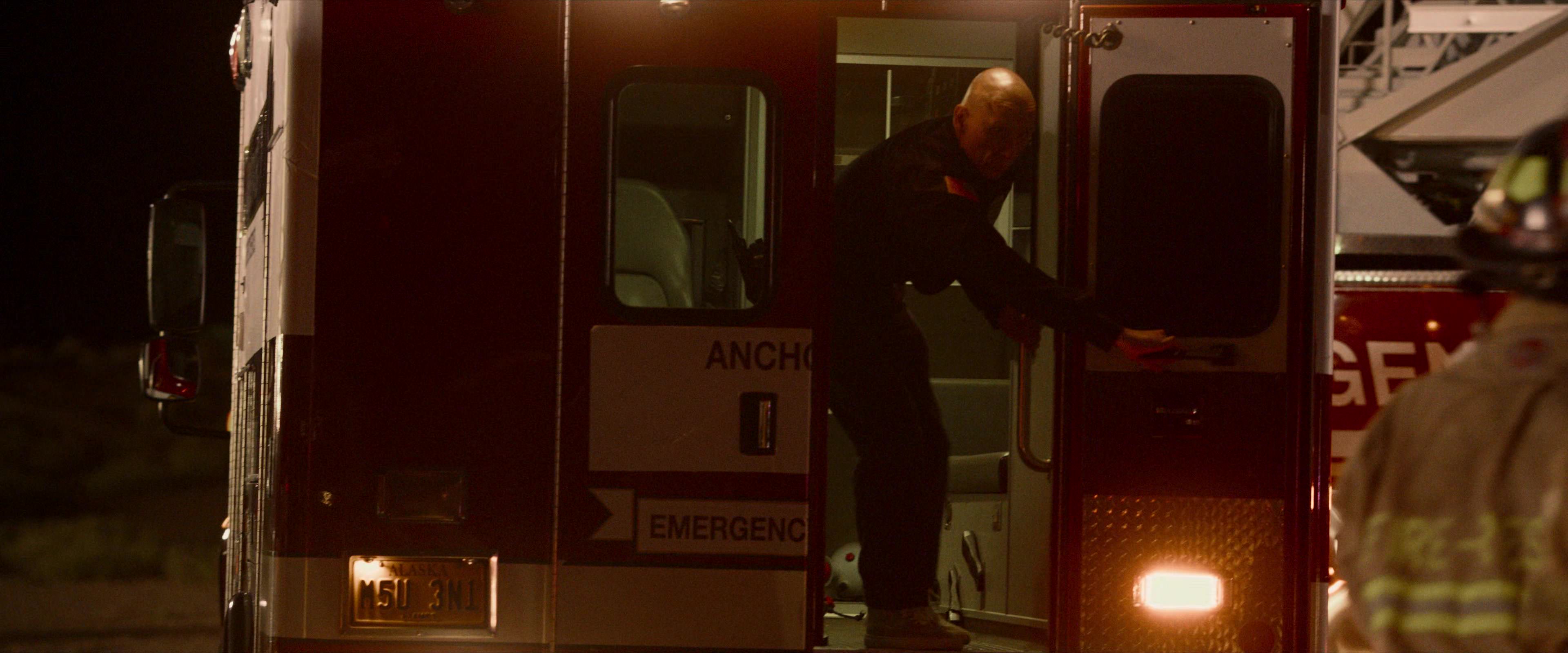 Flight Risk (2025) [4K] screencap 11163