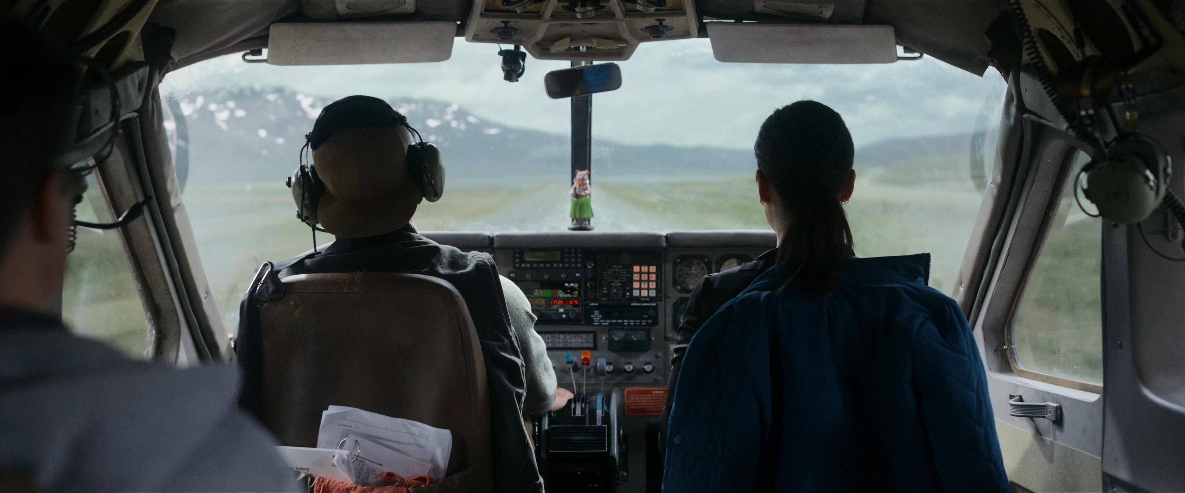 Flight Risk (2025) [4K] HD screenshot 1118