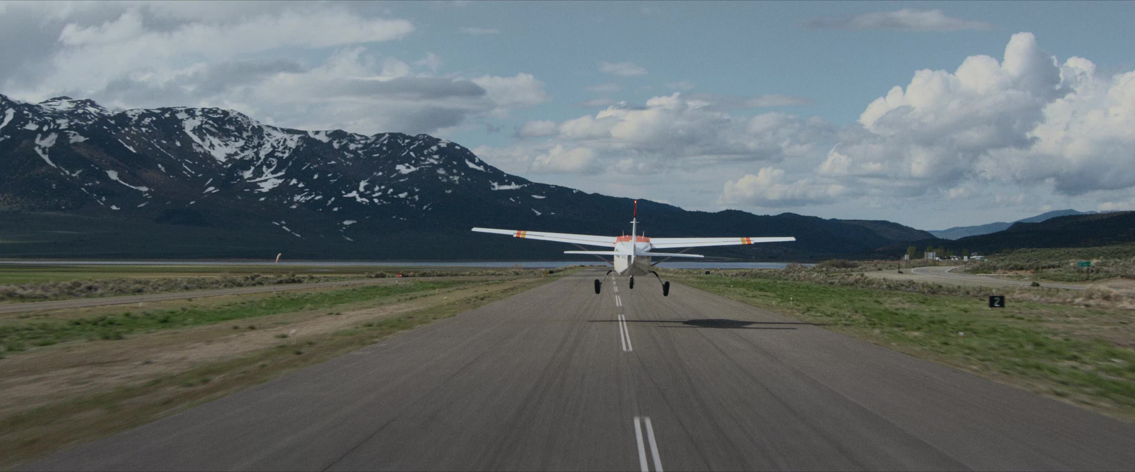 Flight Risk (2025) [4K] HD screenshot 1133