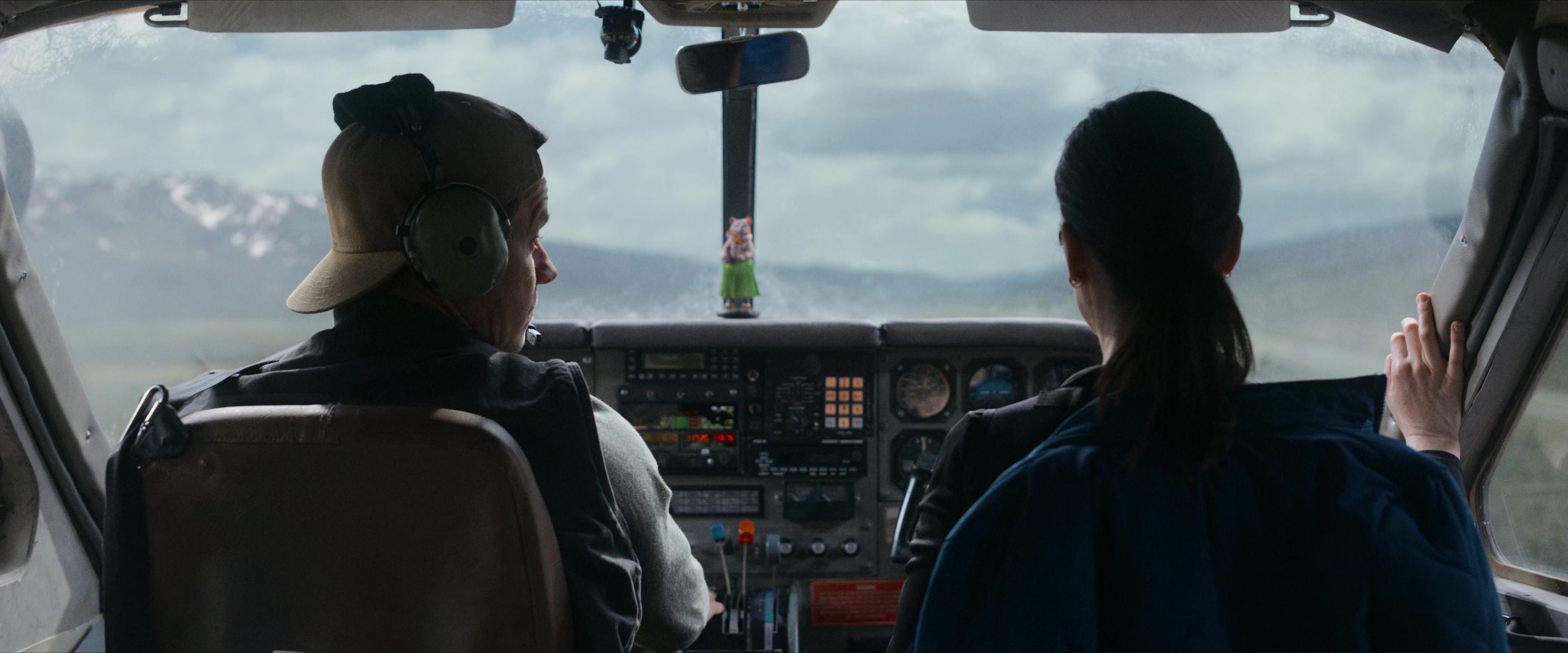 Flight Risk (2025) [4K] HD screenshot 1136
