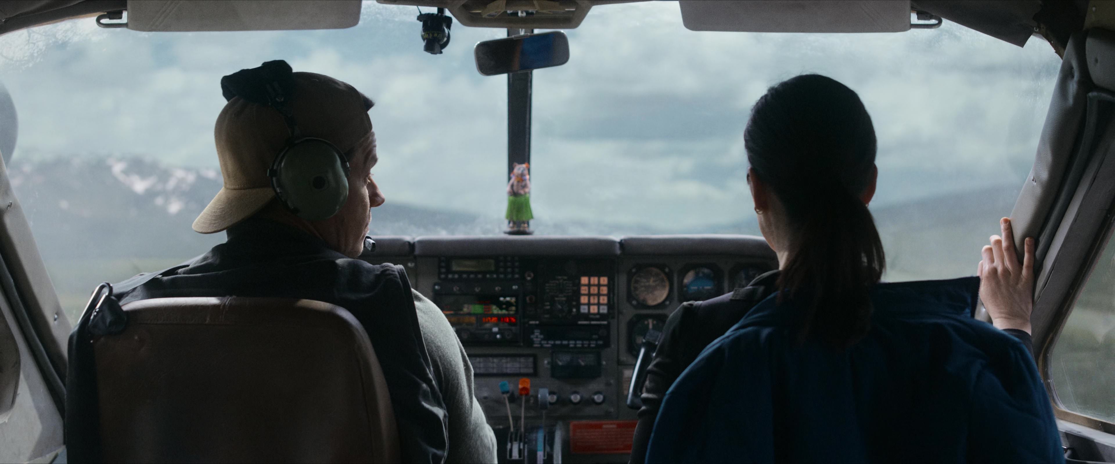 Flight Risk (2025) [4K] screencap 1137