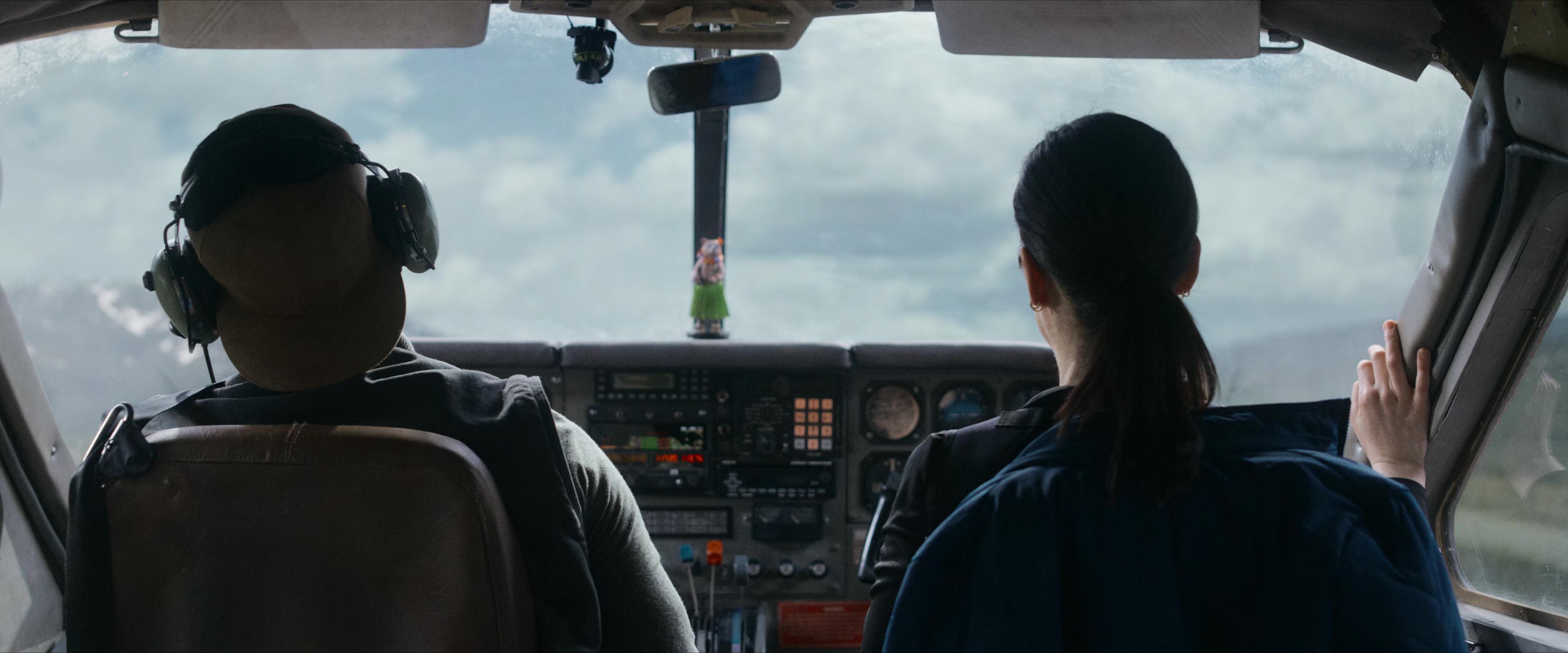 Flight Risk (2025) [4K] screencap 1143