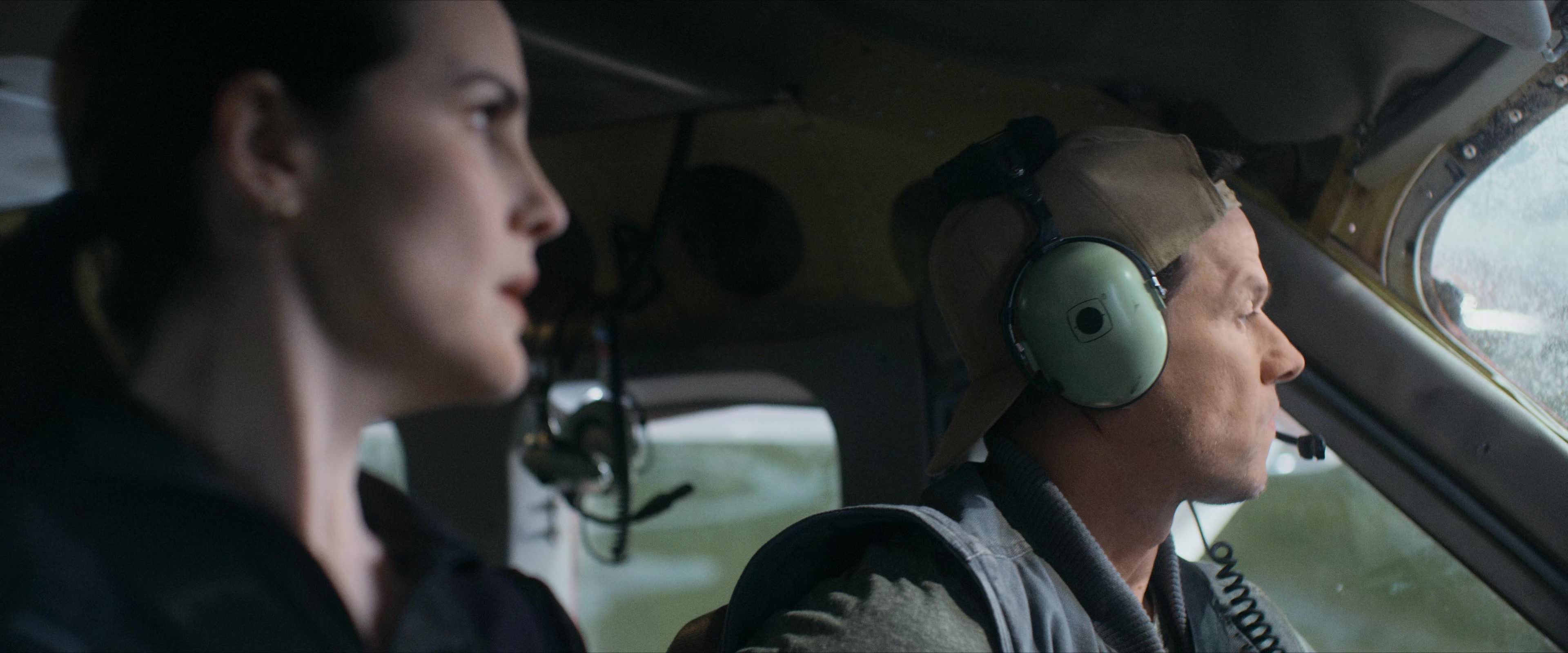 Flight Risk (2025) [4K] screencap 1152